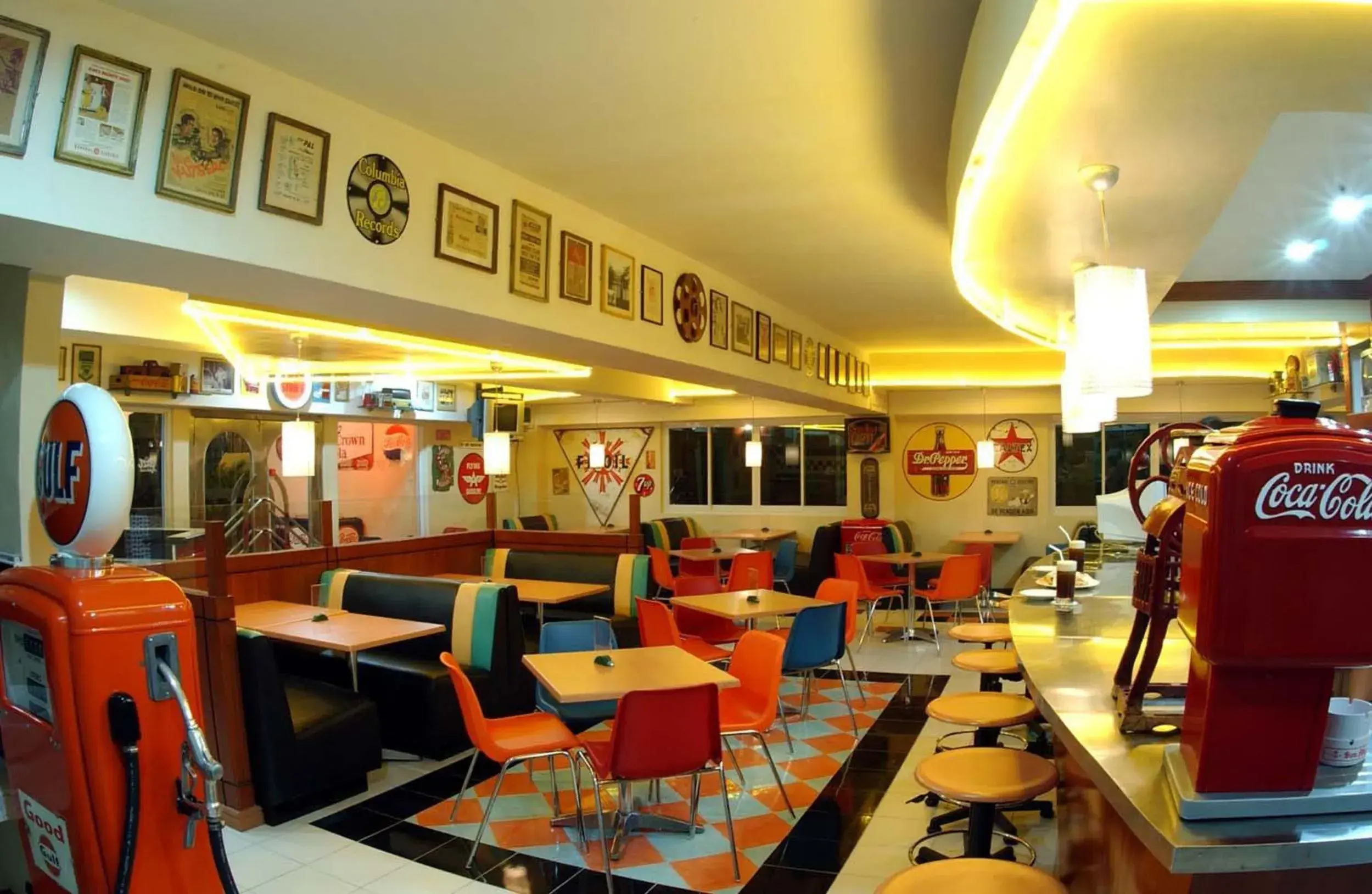 Restaurant/Places to Eat in Crown Regency Residences Davao