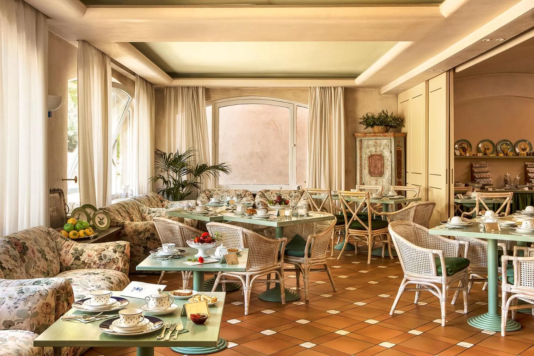 Restaurant/places to eat in Albergo Al Moretto