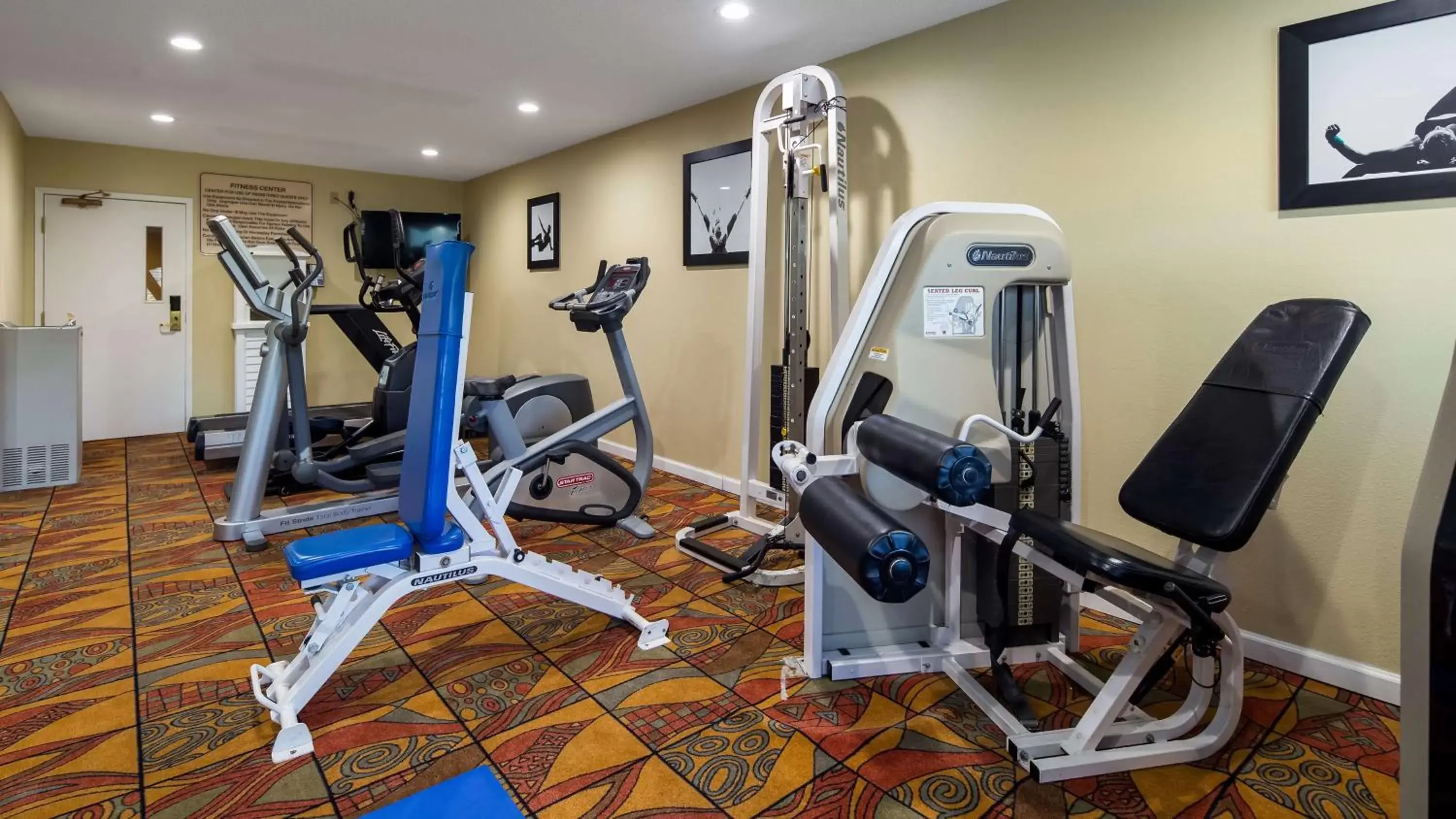 Spa and wellness centre/facilities in Best Western Plus Newport News Spa and wellness centre/facilities in Best Western Plus Newport News