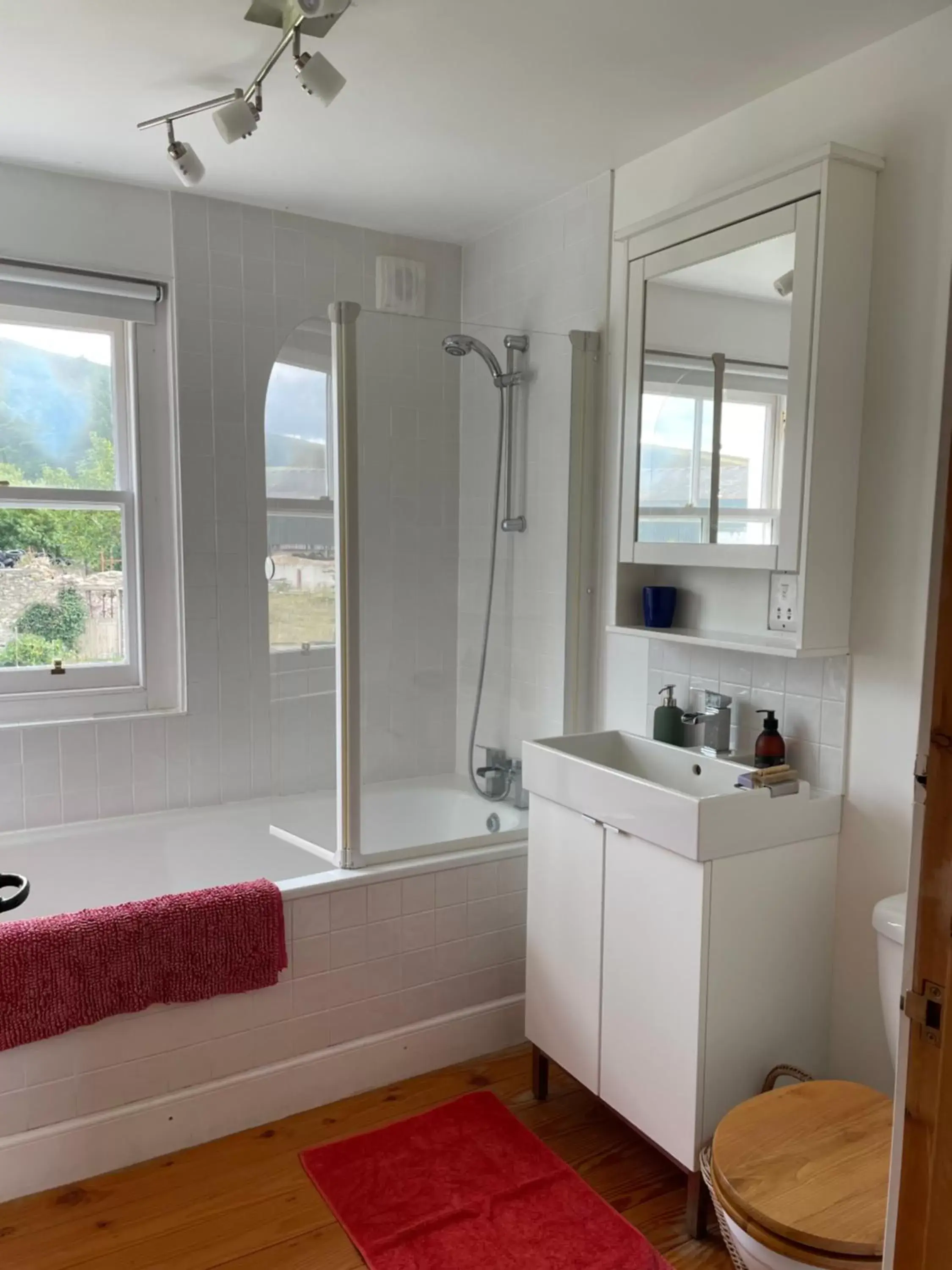 Double Room with Mountain View in Ladyurd Farmhouse Double Room with Mountain View in Ladyurd Farmhouse