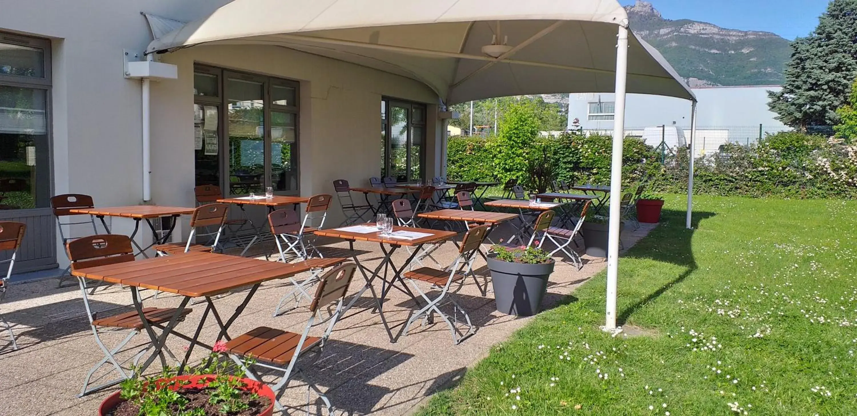 Property building in Campanile Chambéry Property building in Campanile Chambéry