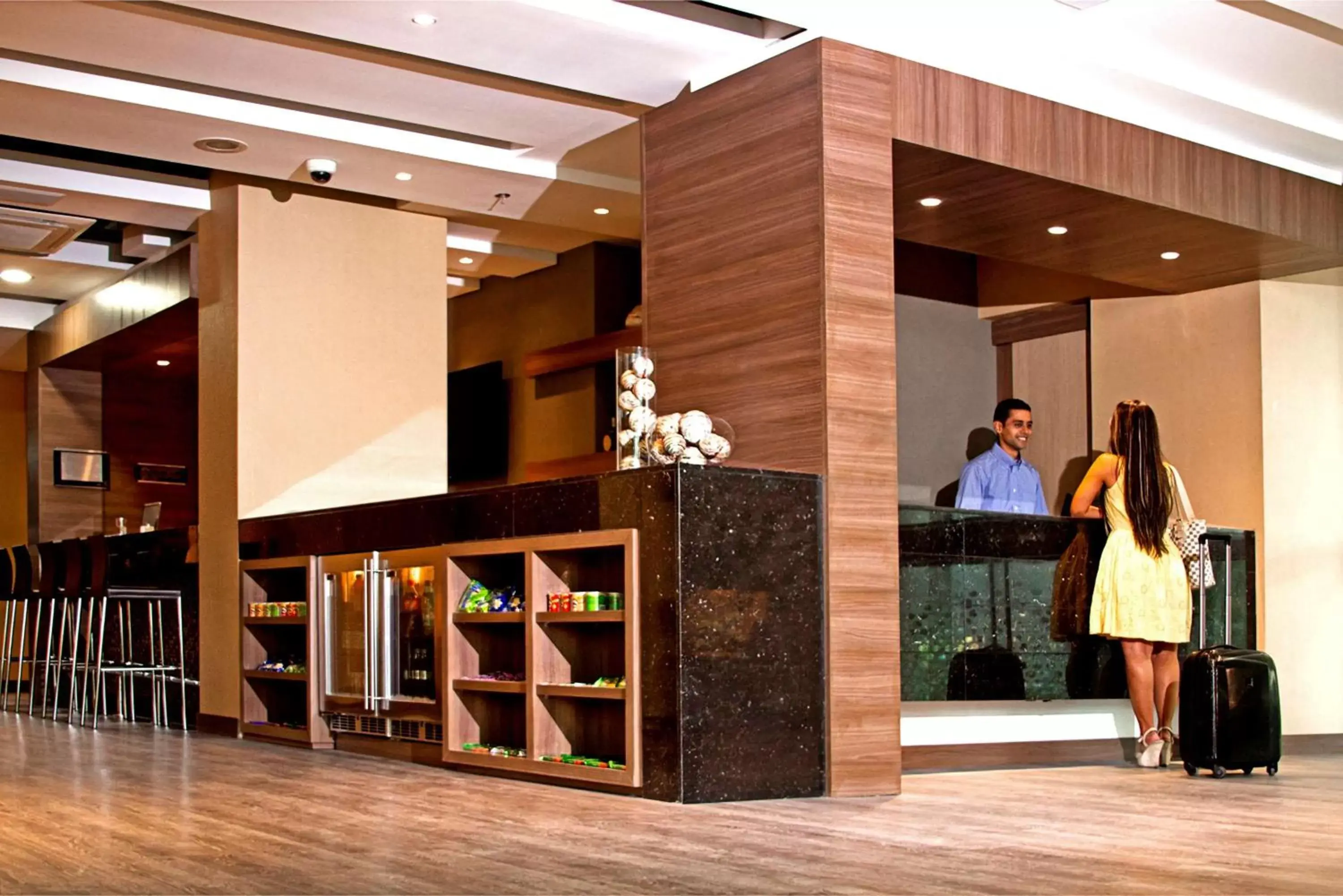 Lobby or reception in Hampton by Hilton Barranquilla