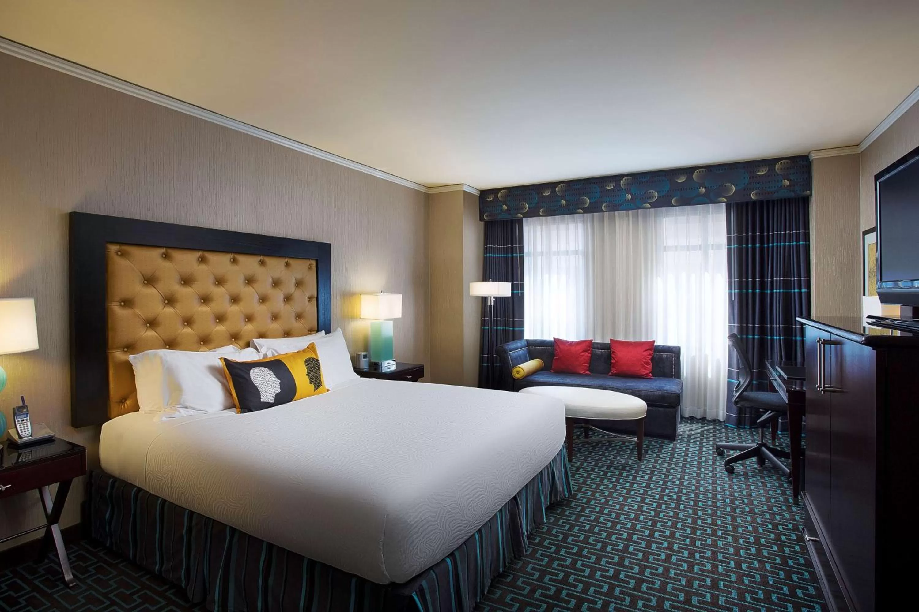 Bedroom, Bed in Juniper Hotel Cupertino, Curio Collection by Hilton