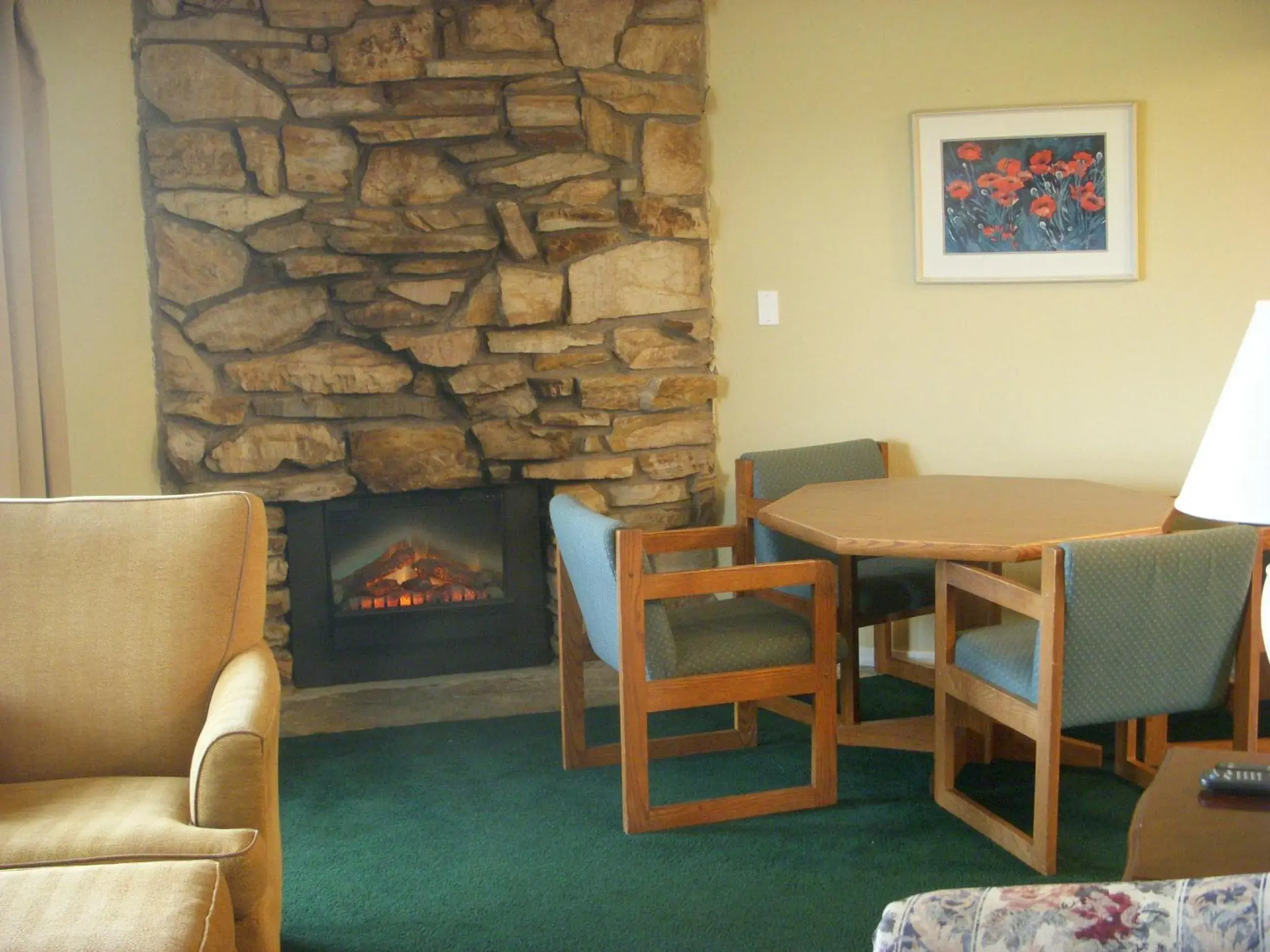 Dining area, Seating Area in Ocean Shores Inn & Suites