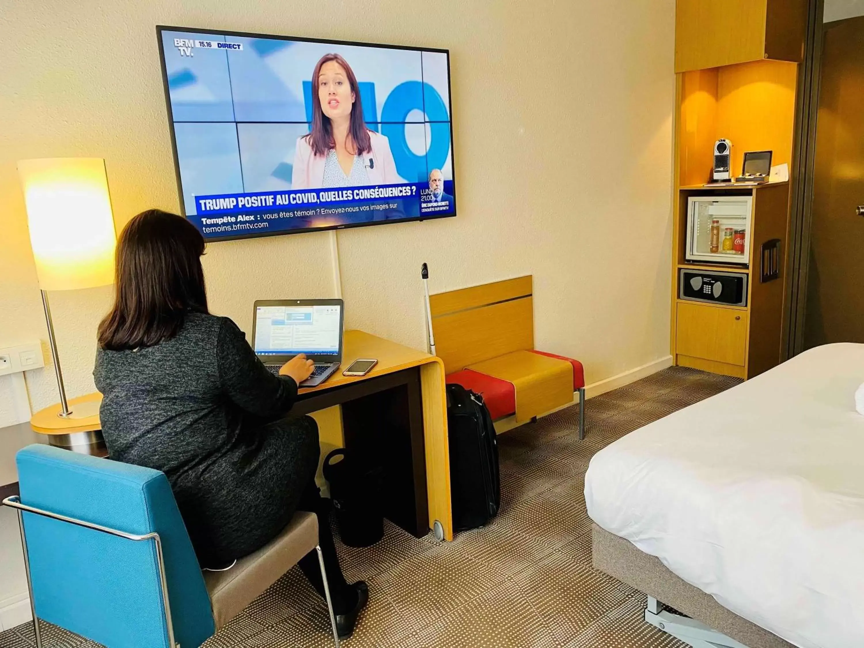 Photo of the whole room, TV/Entertainment Center in Novotel Mulhouse Bâle Fribourg