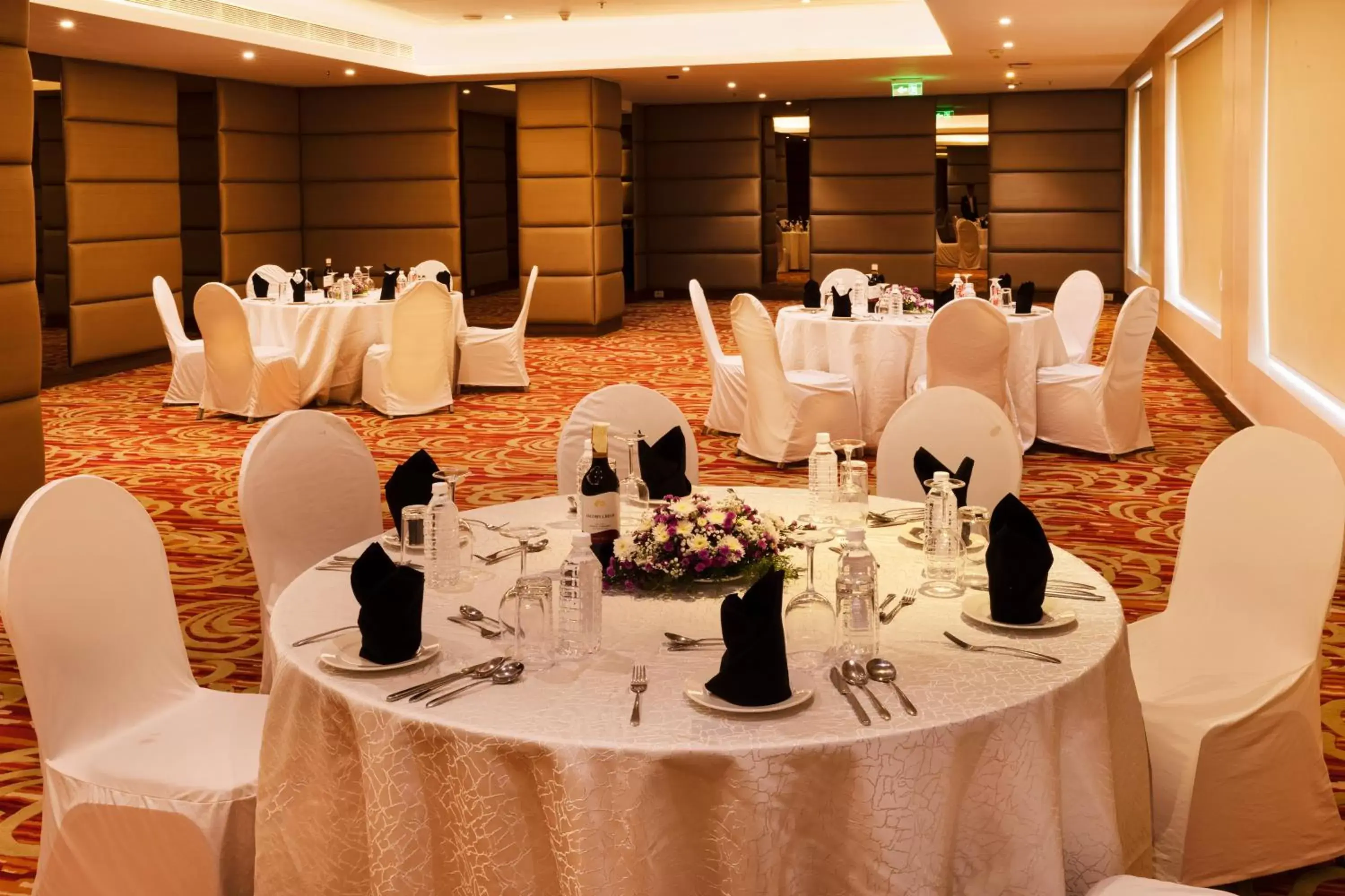 Banquet/Function facilities, Banquet Facilities in Courtyard by Marriott Pune Chakan