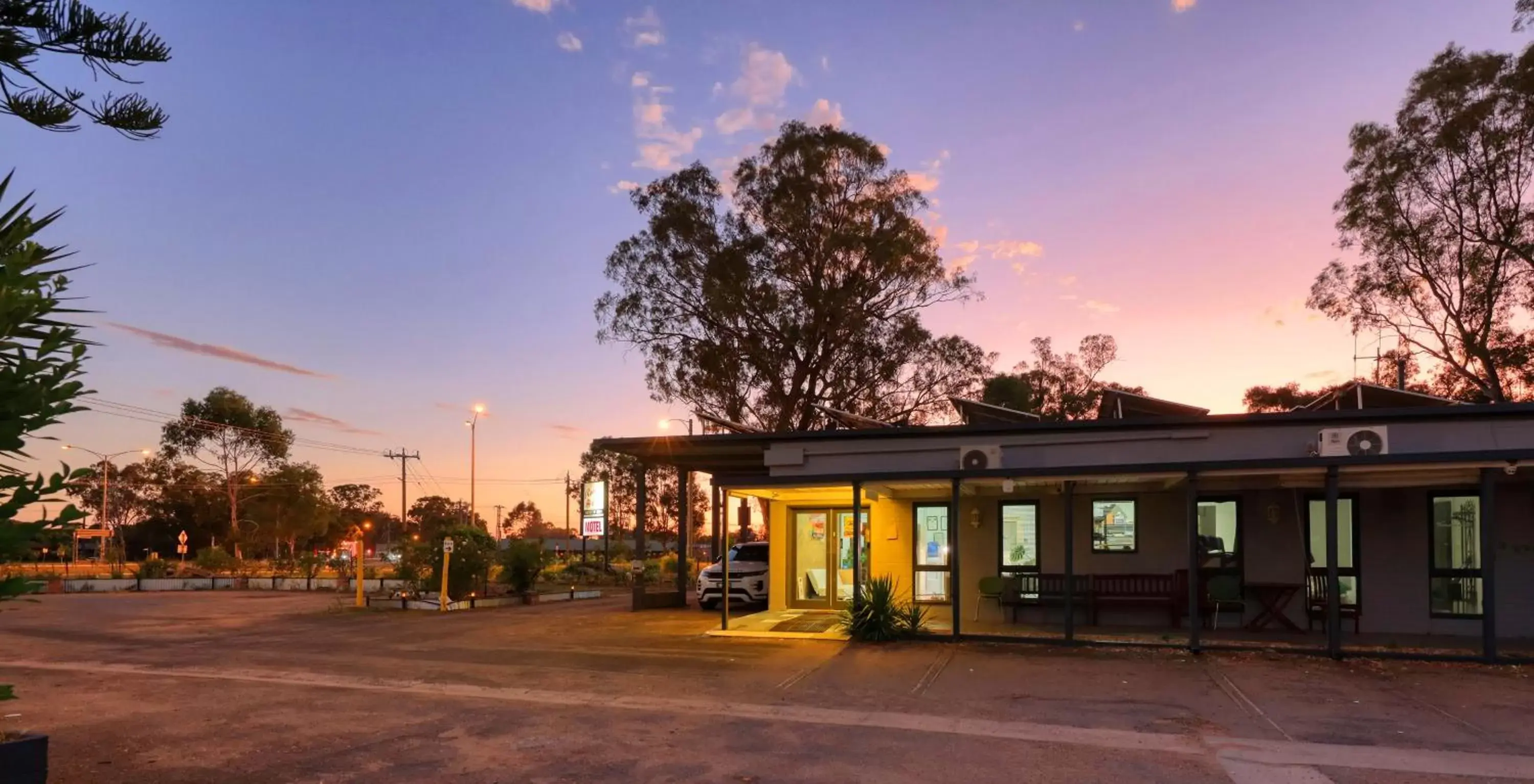 Property Building in Rose City Motor Inn