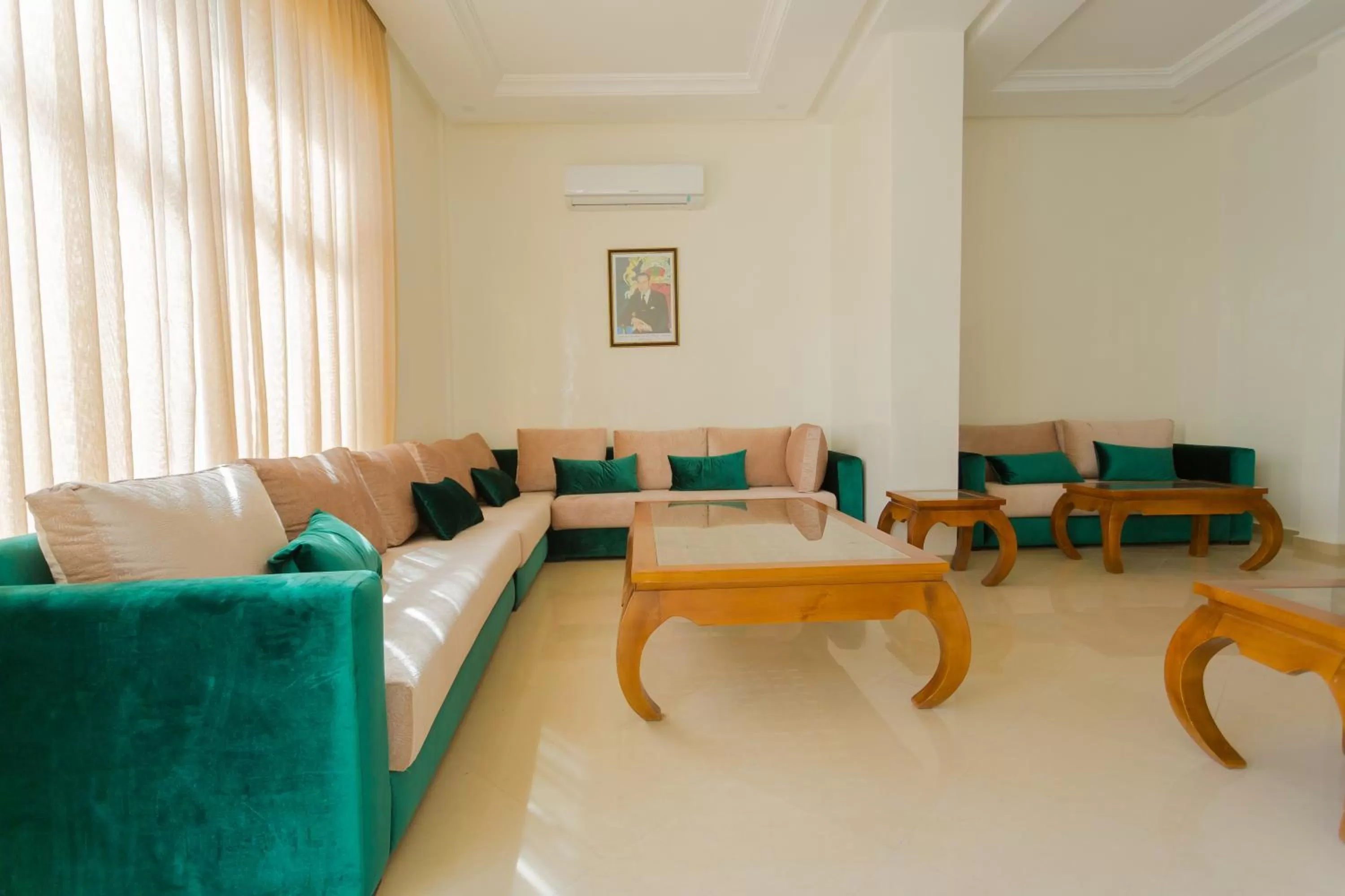 Living room in Hôtel Mansour