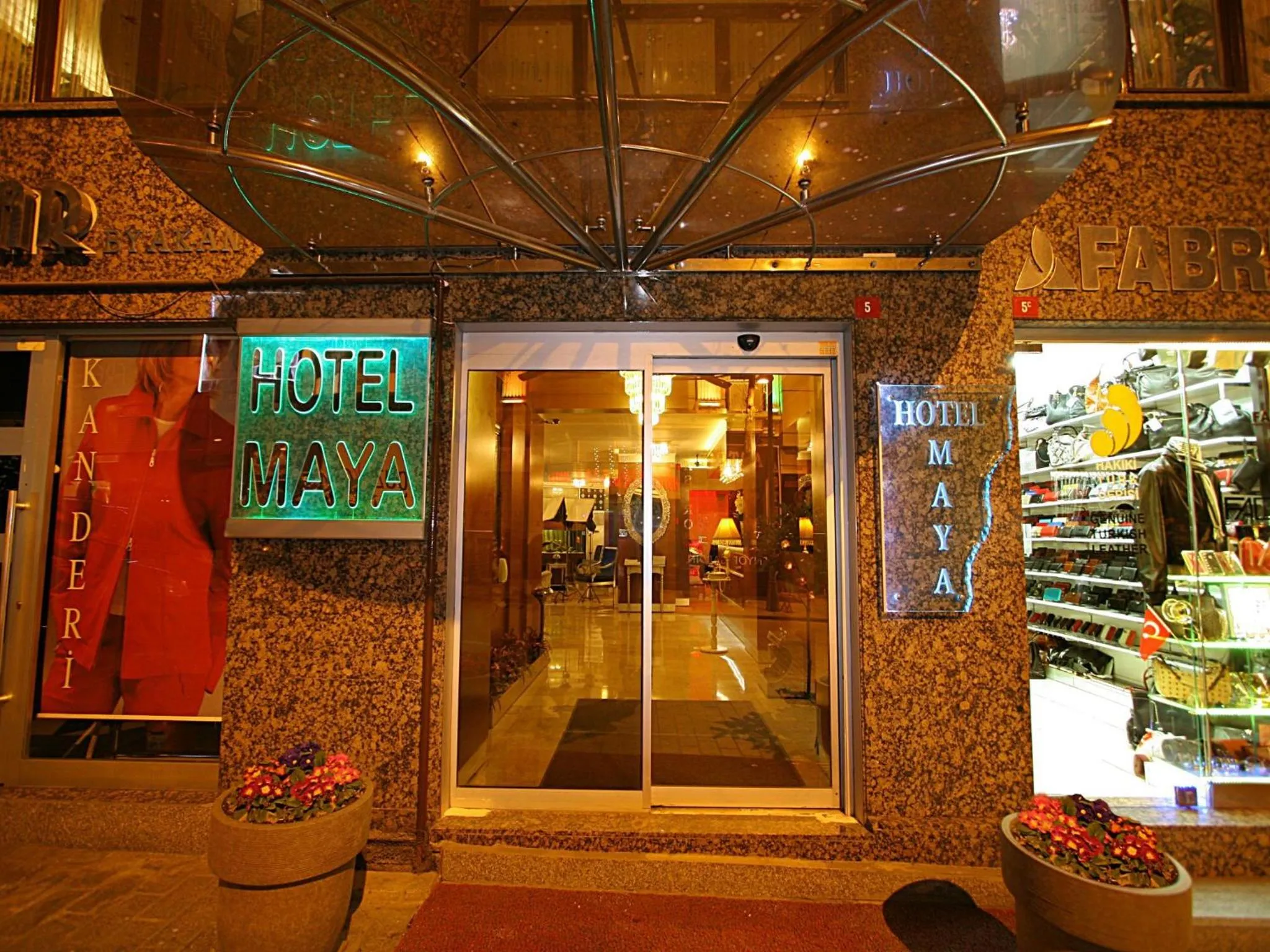 Facade/entrance in Maya Hotel