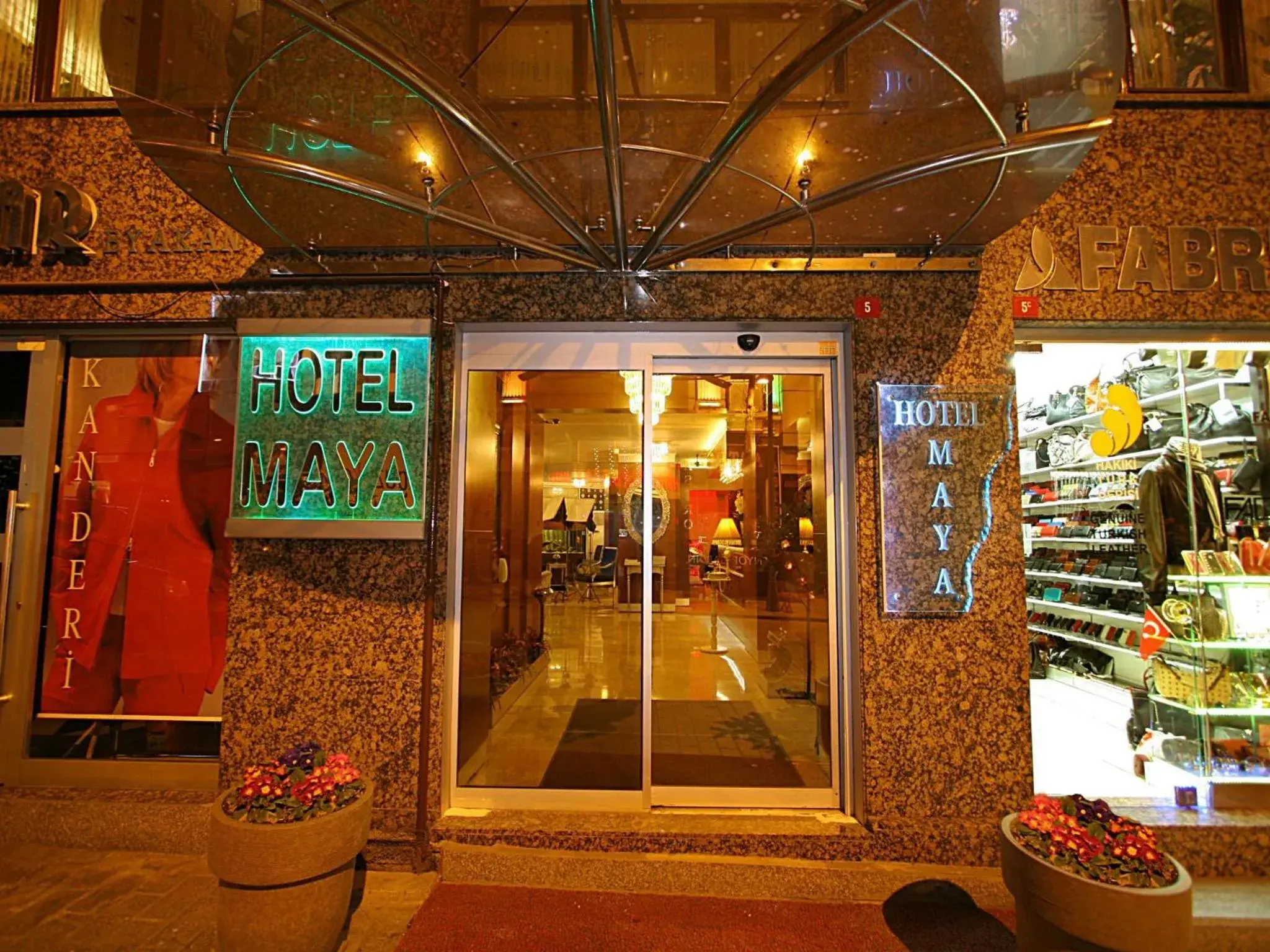 Facade/entrance in Maya Hotel