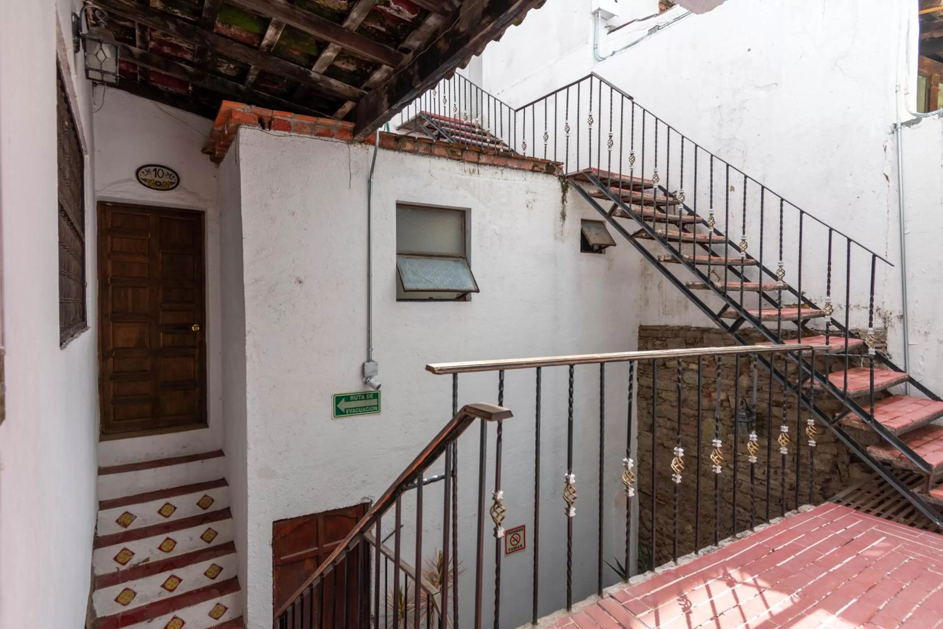 Property building in Hotel Casa Sangre de Cristo