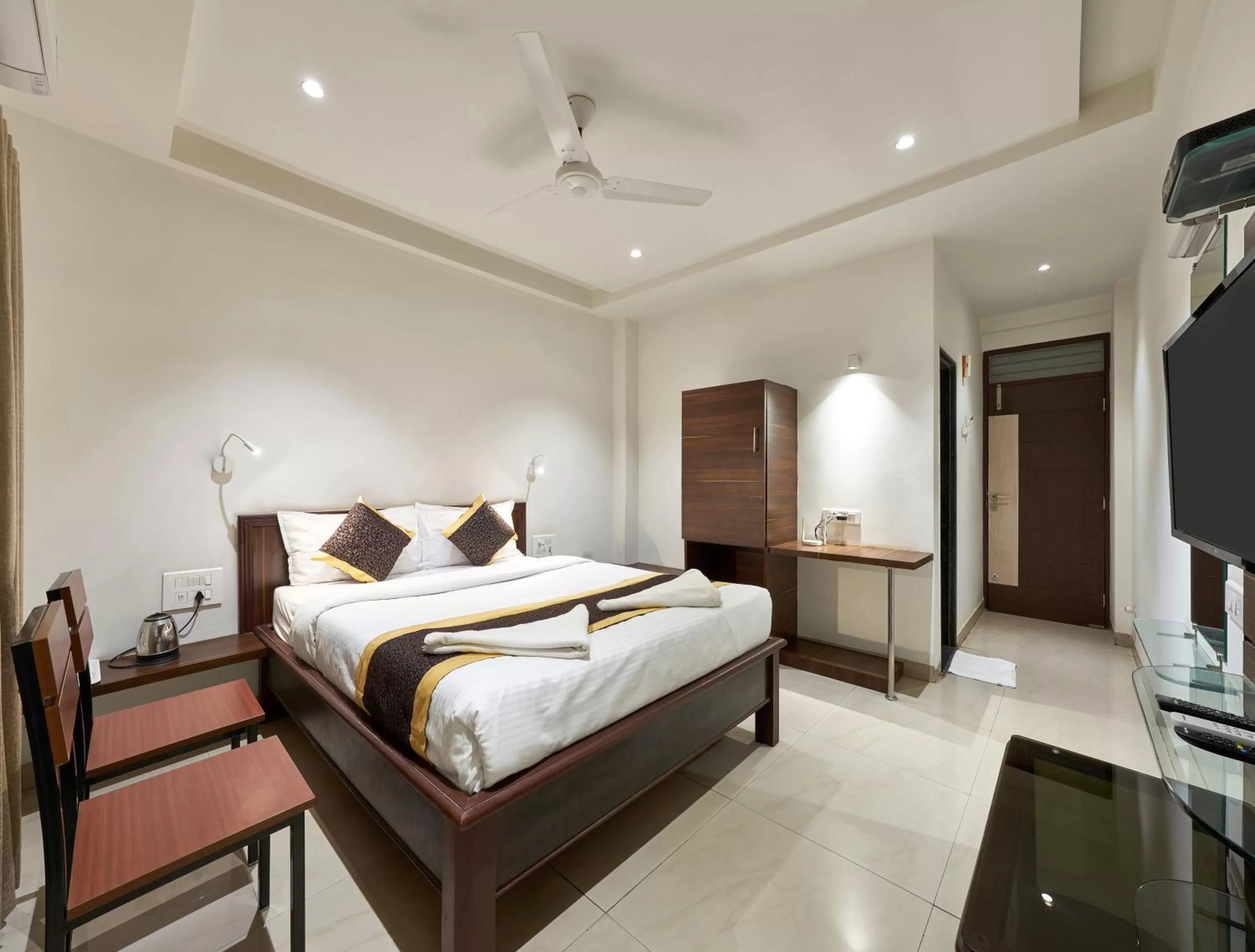 Bed in Hotel Fortune Inn