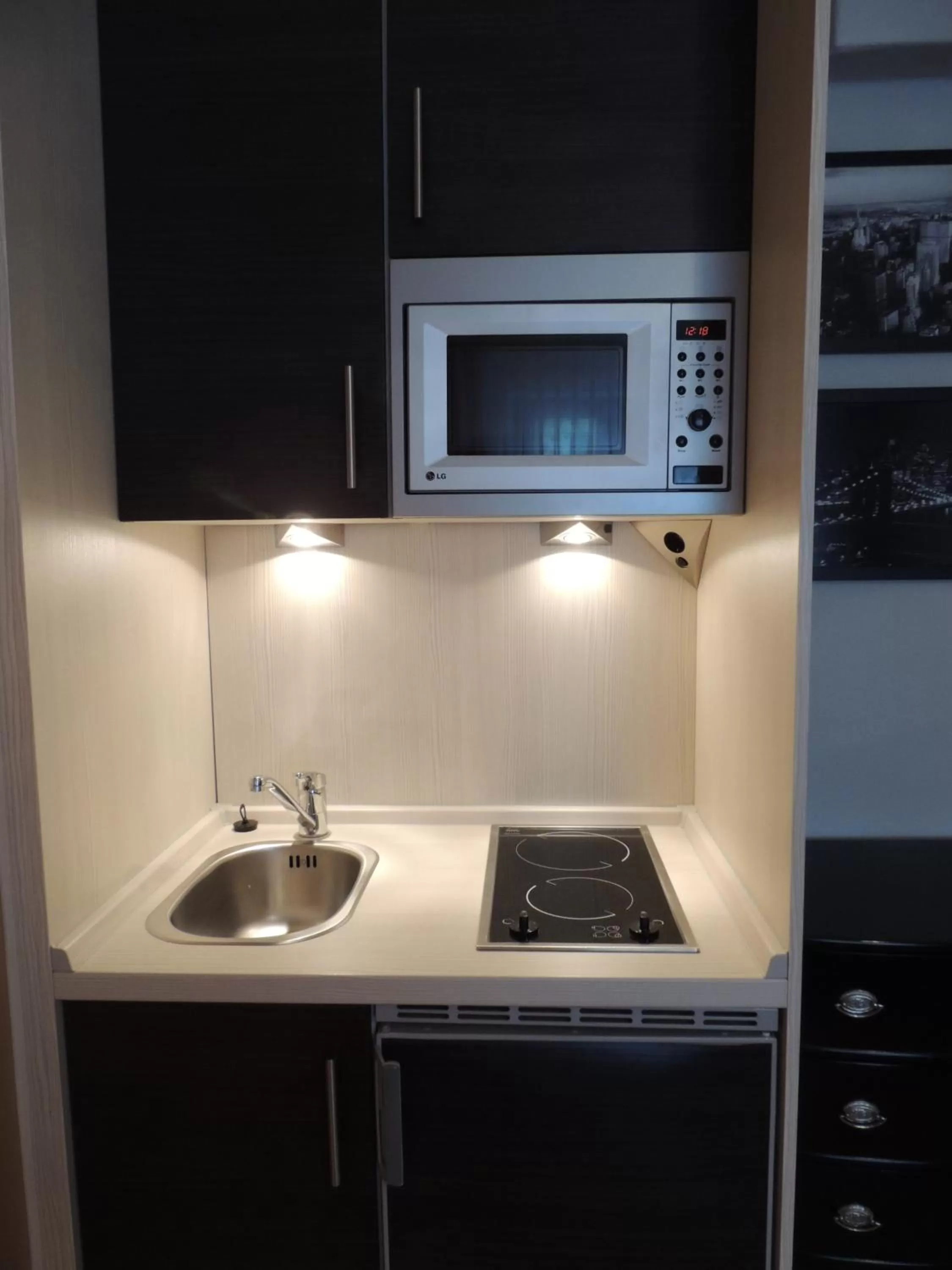 Kitchen or kitchenette in Hotel Prinz Anton