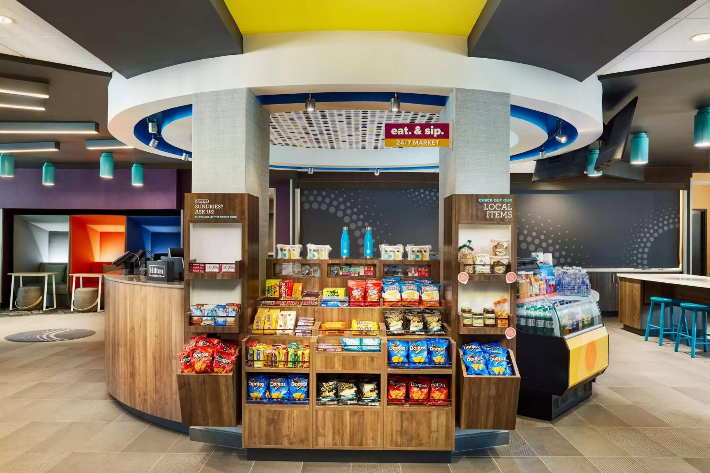 Restaurant/places to eat in Tru By Hilton Charleston Airport Restaurant/places to eat in Tru By Hilton Charleston Airport