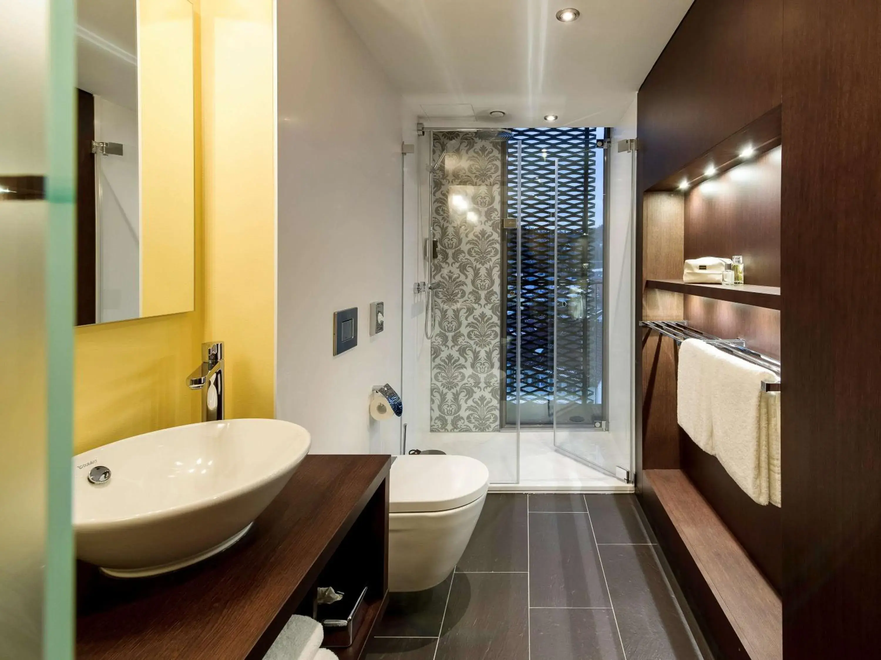 Photo of the whole room, Bathroom in ibis Styles Nagold-Schwarzwald