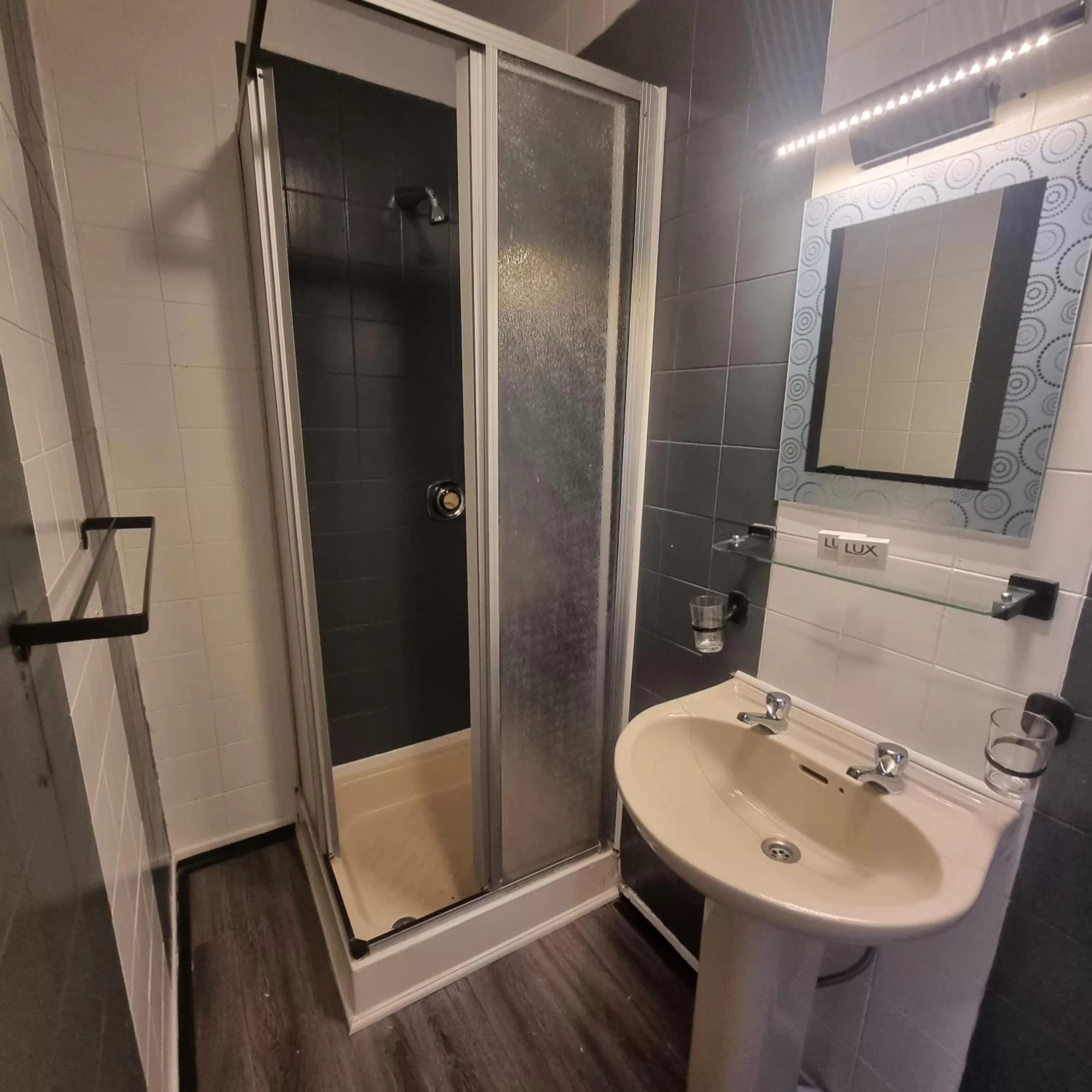 Palm Beach Hotel by the Sea