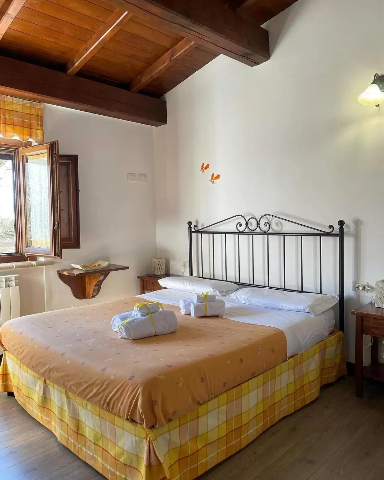 Bedroom, Bed in B&B Fonte Vena