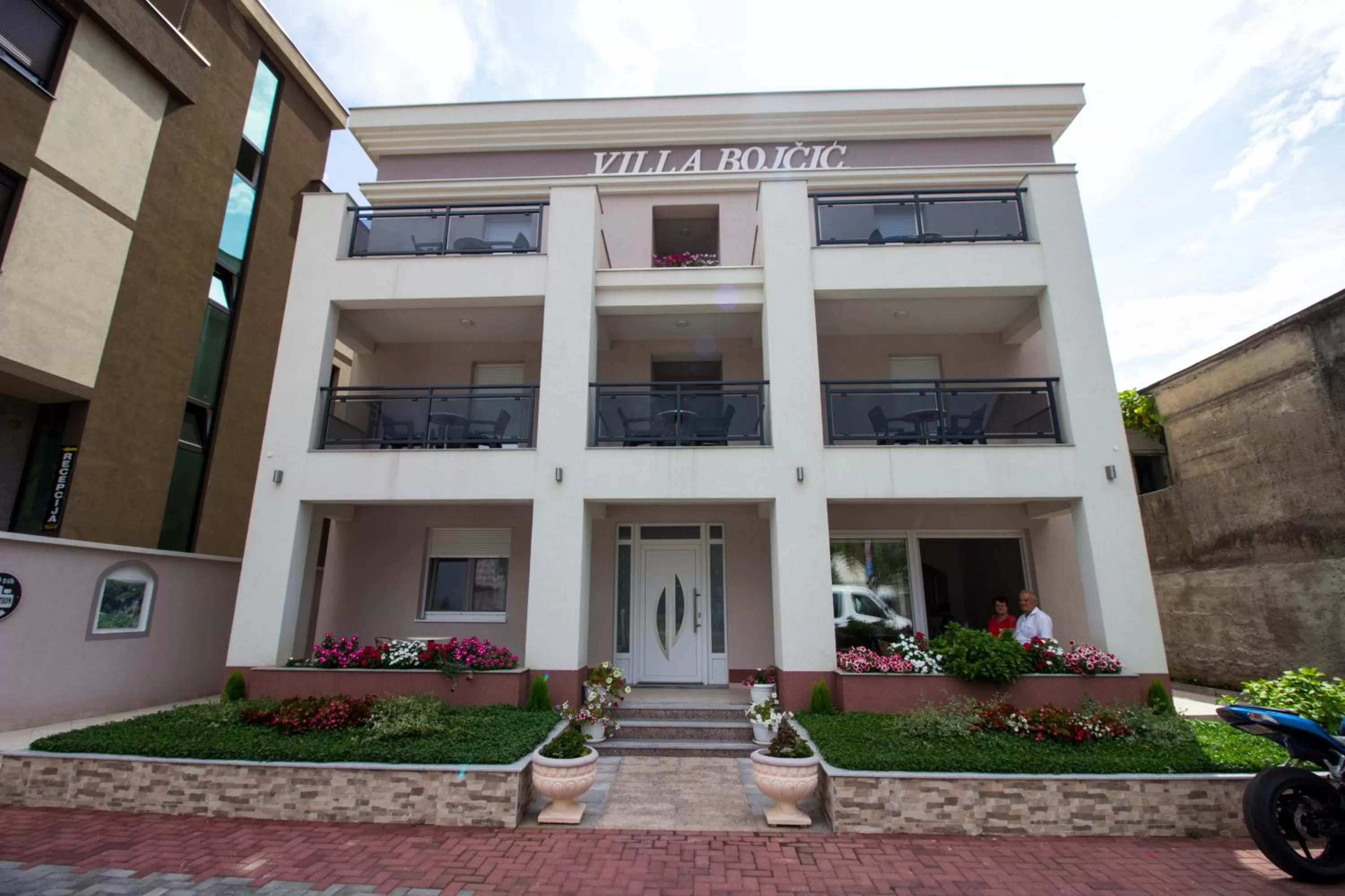 Property Building in Villa Bojcic