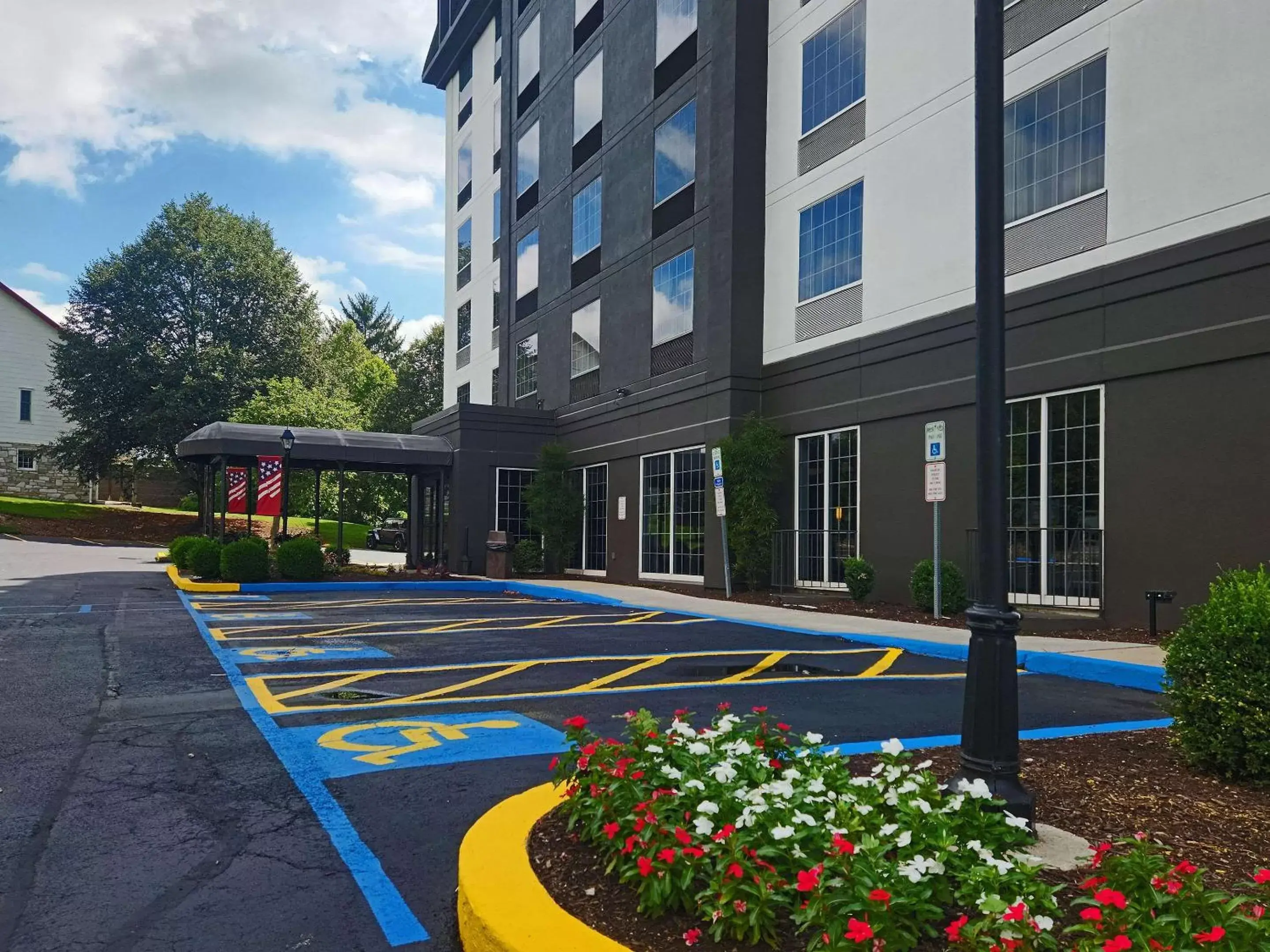 Property Building in Comfort Inn at the Park Hershey