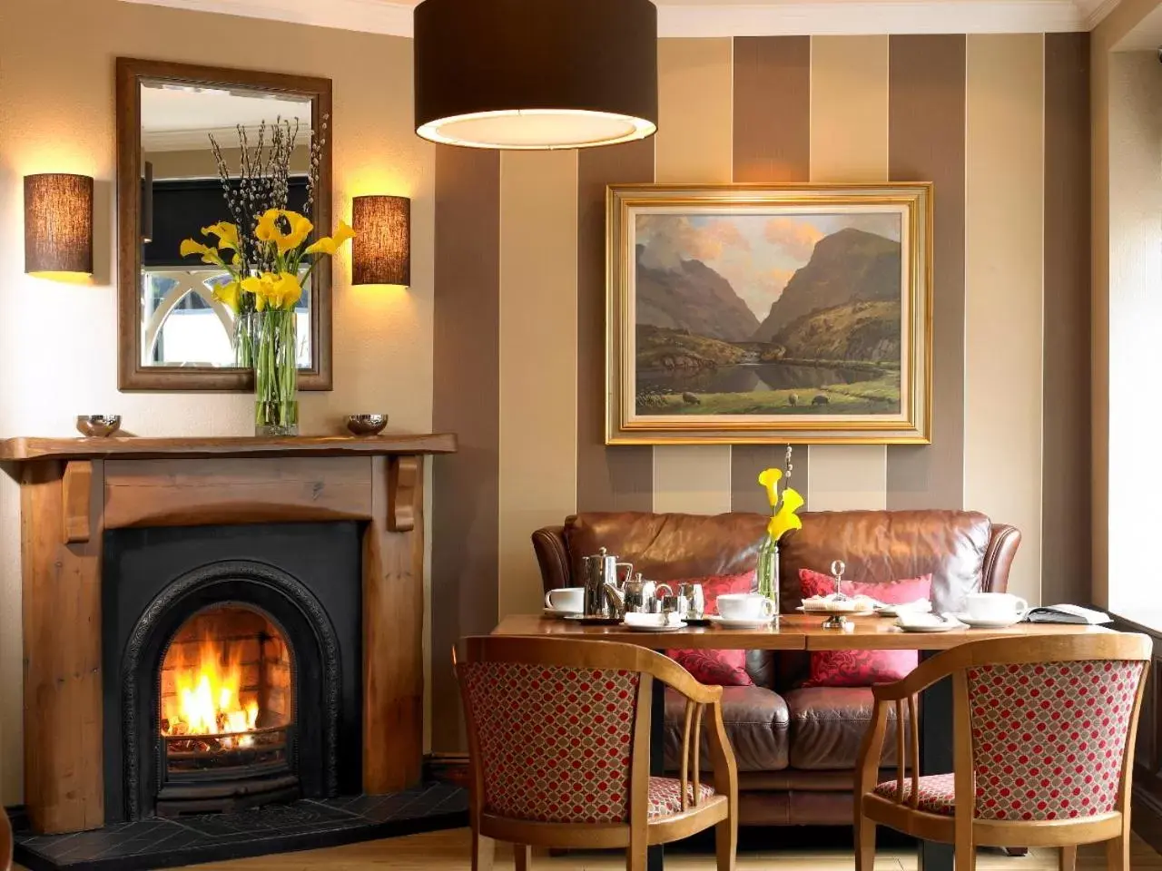 Lounge or bar in International Hotel Killarney