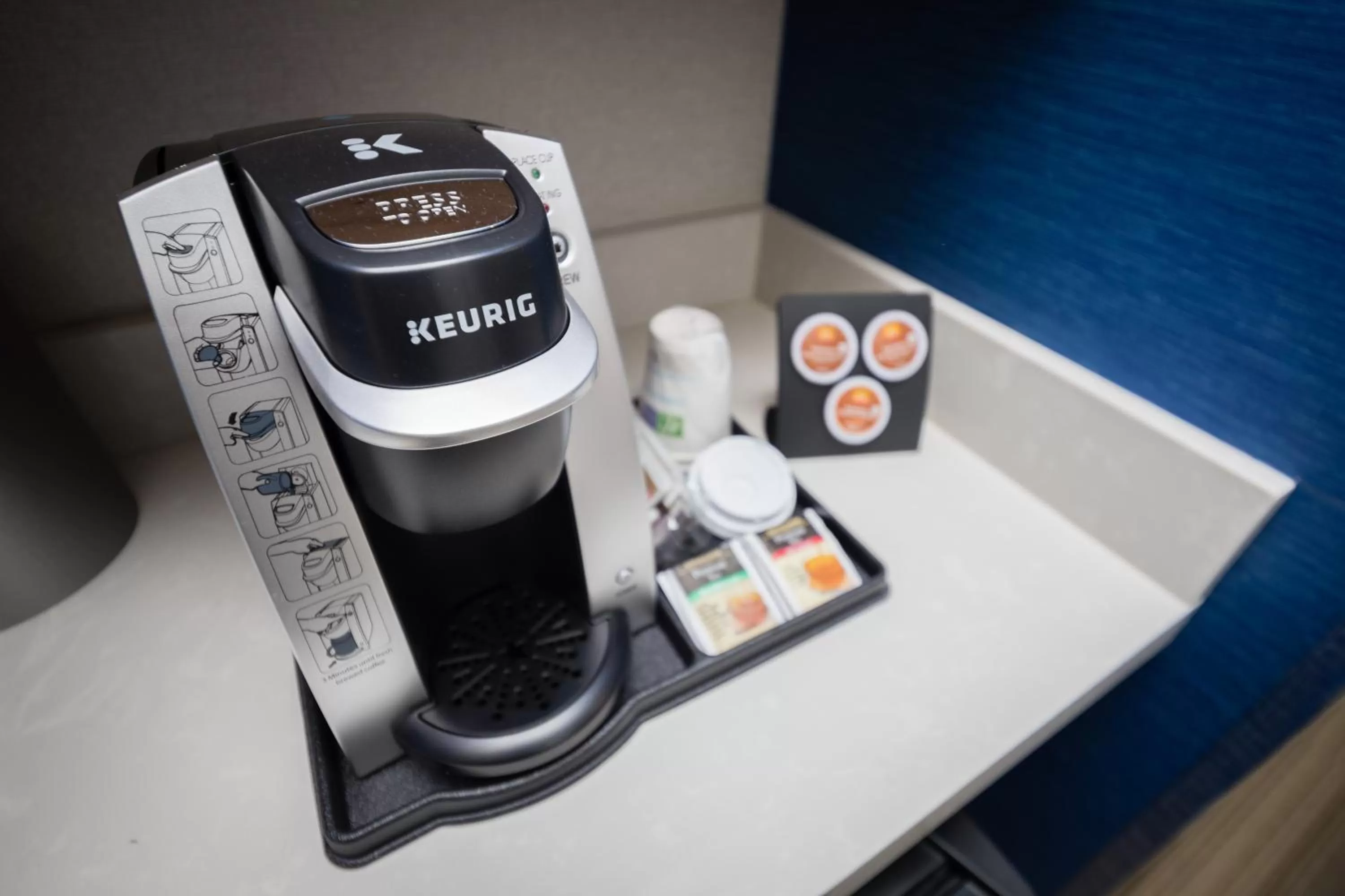 Coffee/tea facilities in Holiday Inn Express - Sunnyvale - Silicon Valley by IHG