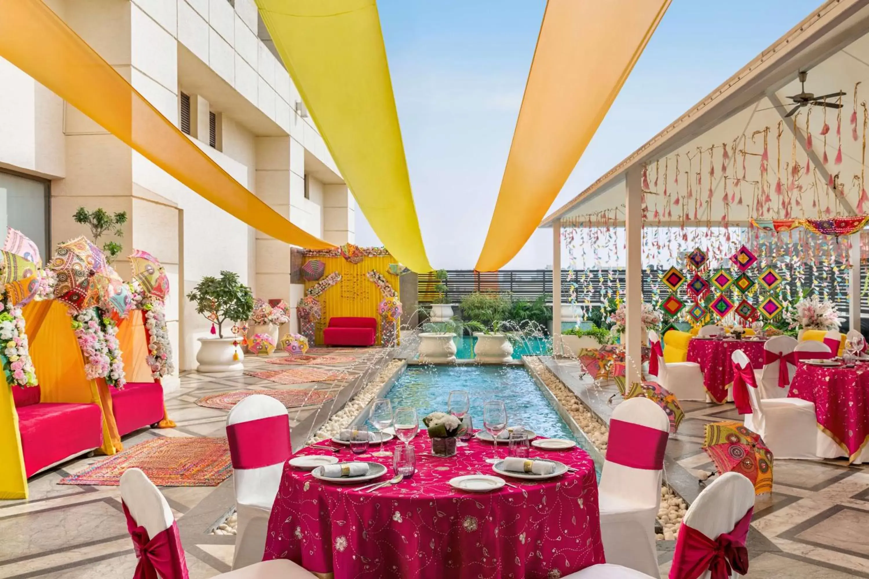 Pool view, Restaurant/Places to Eat in Hilton Jaipur