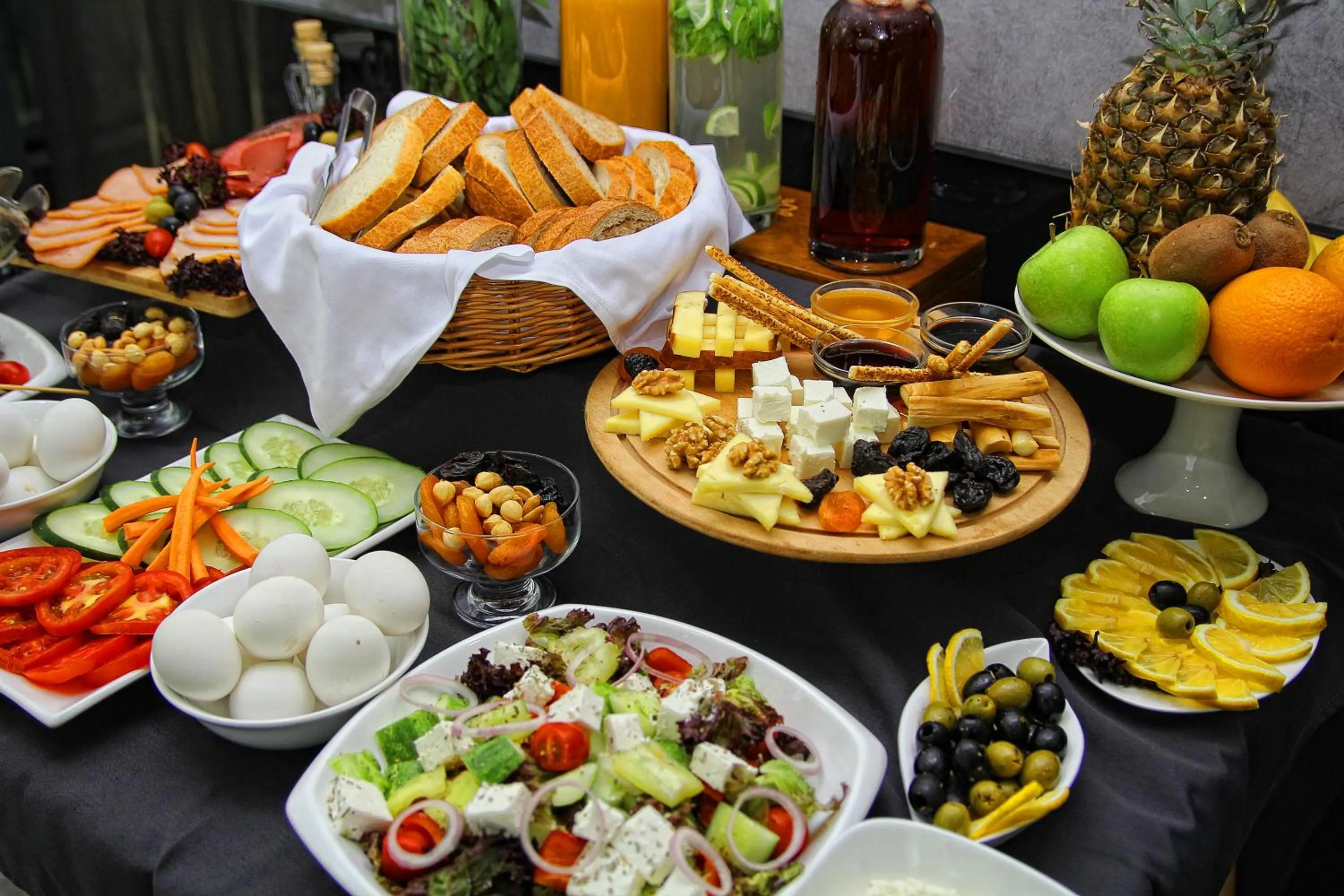 Buffet breakfast in Rogalux Blue