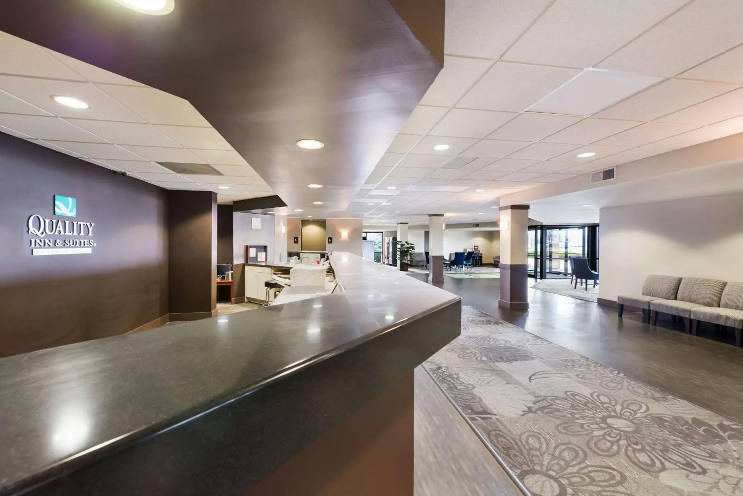 Lobby or reception, Lobby/Reception in Quality Inn Bradley- Bourbonnais