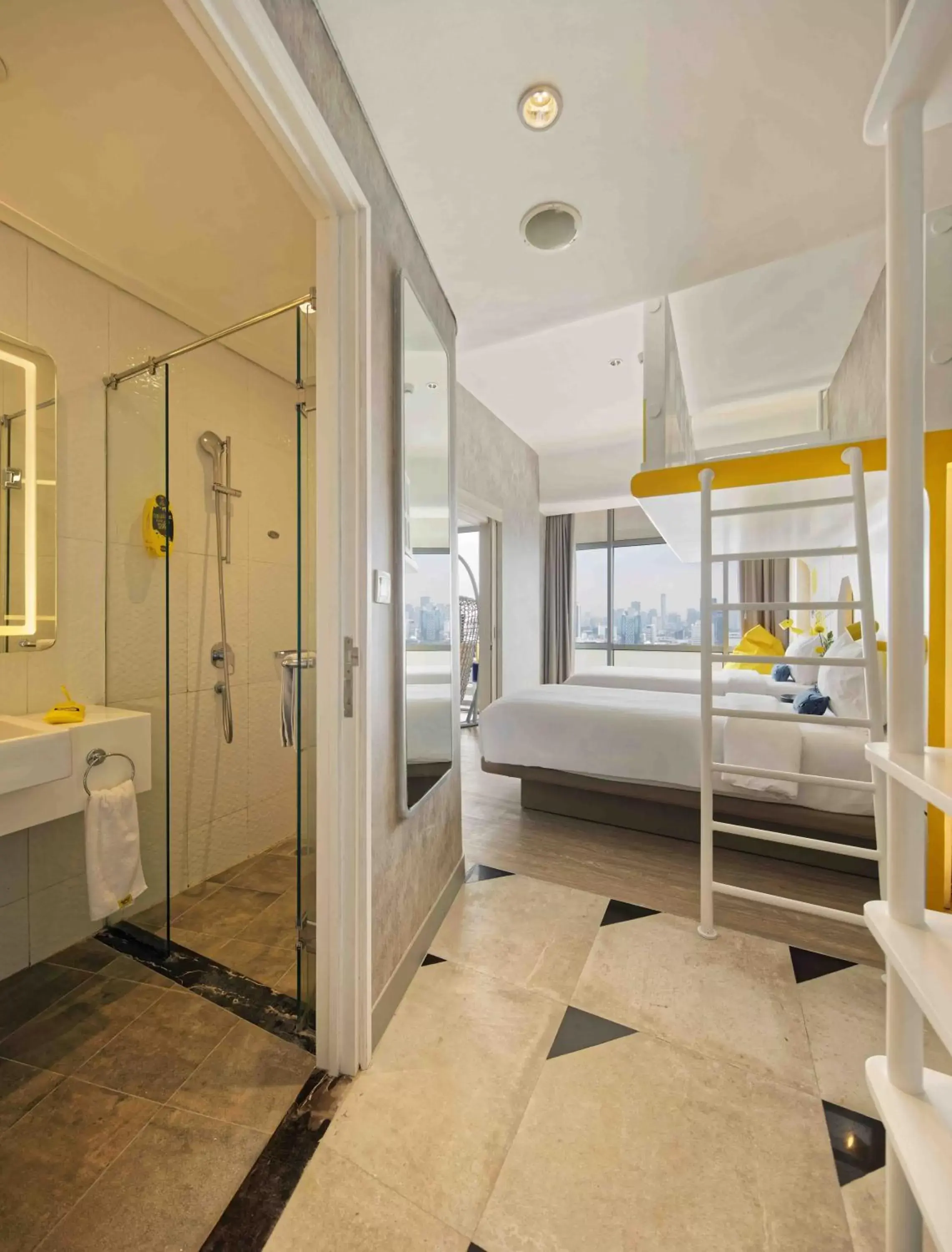 Bed, Bathroom in YELLO Hotel Harmoni