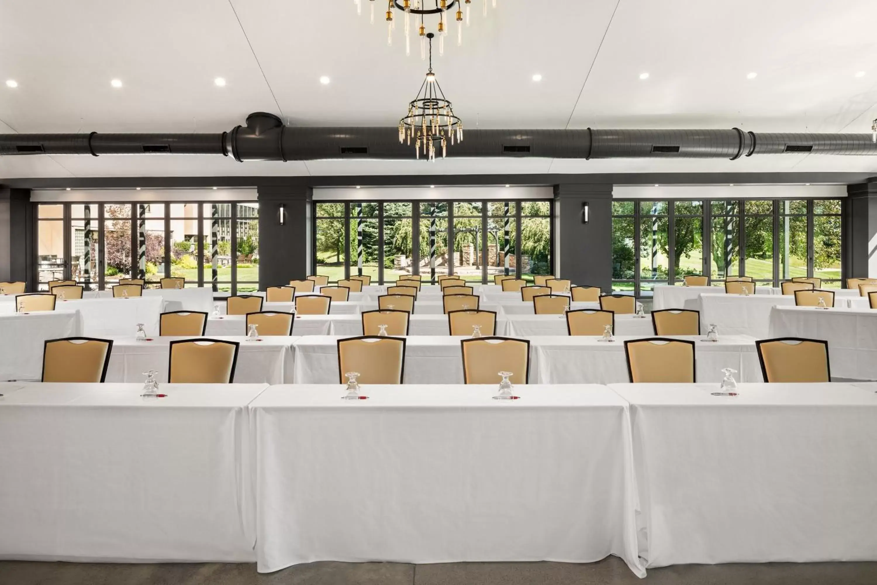 Meeting/conference room in Ann Arbor Marriott Ypsilanti at Eagle Crest