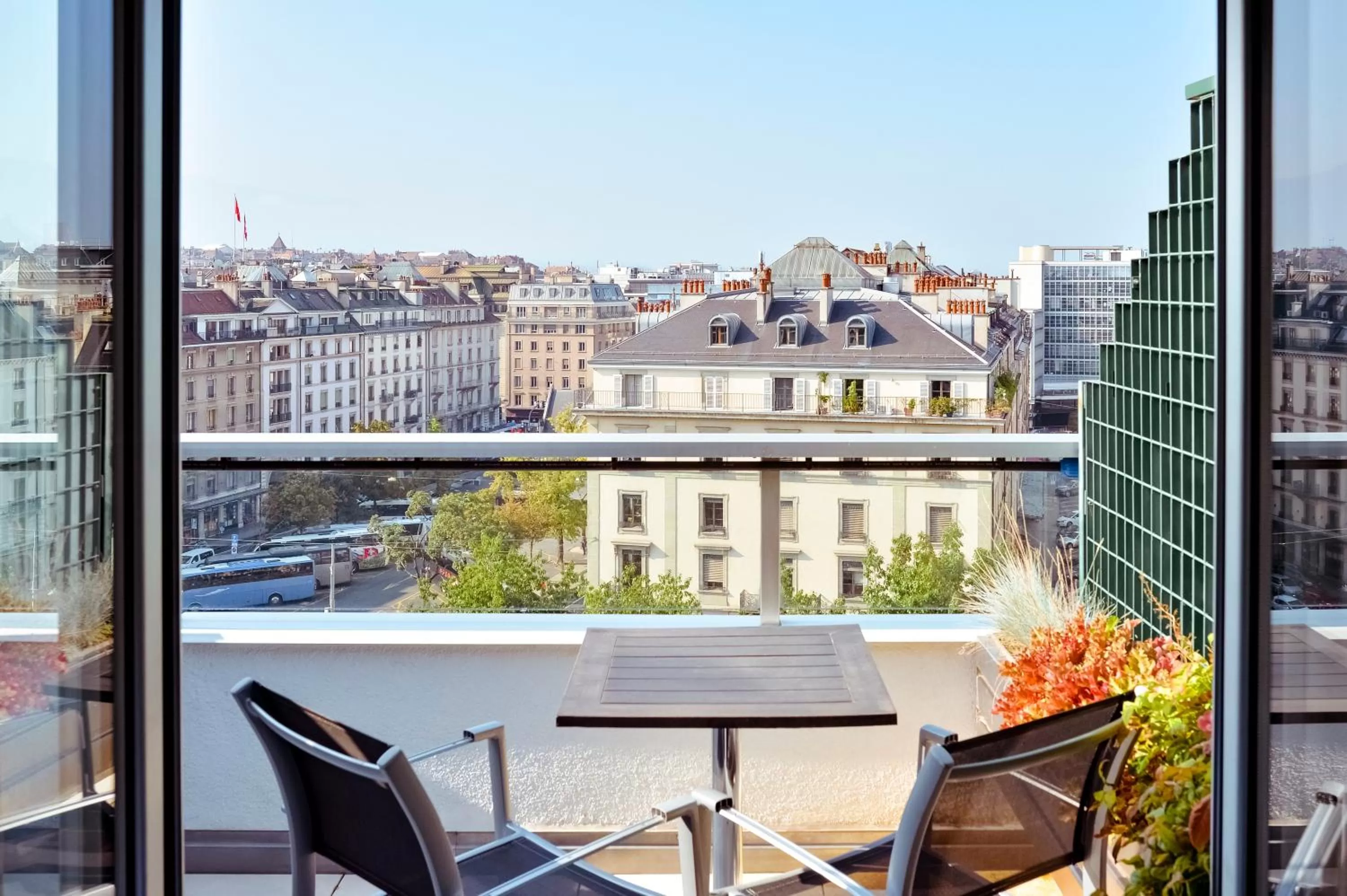 Balcony/Terrace in Aparthotel Adagio Genève Mont-Blanc