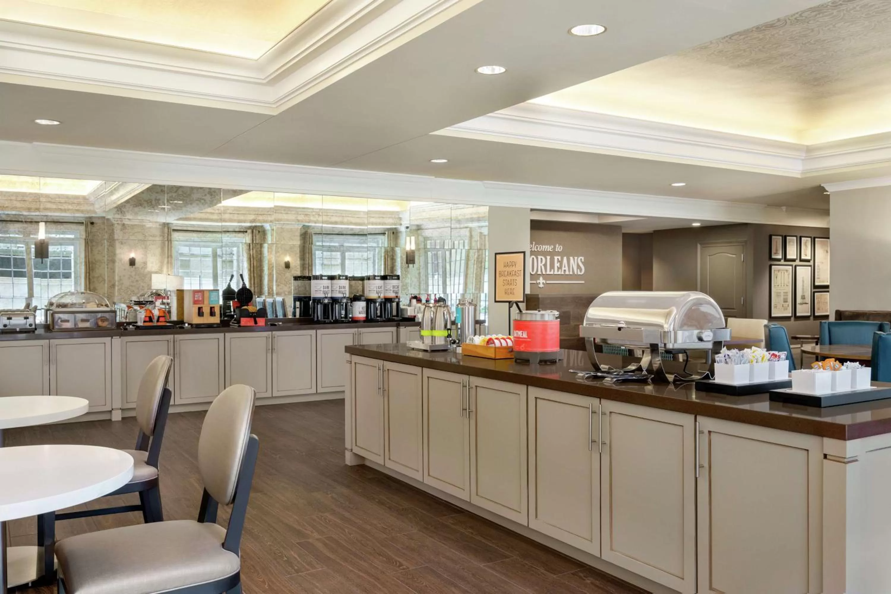 Breakfast in Hampton Inn New Orleans/St.Charles Ave