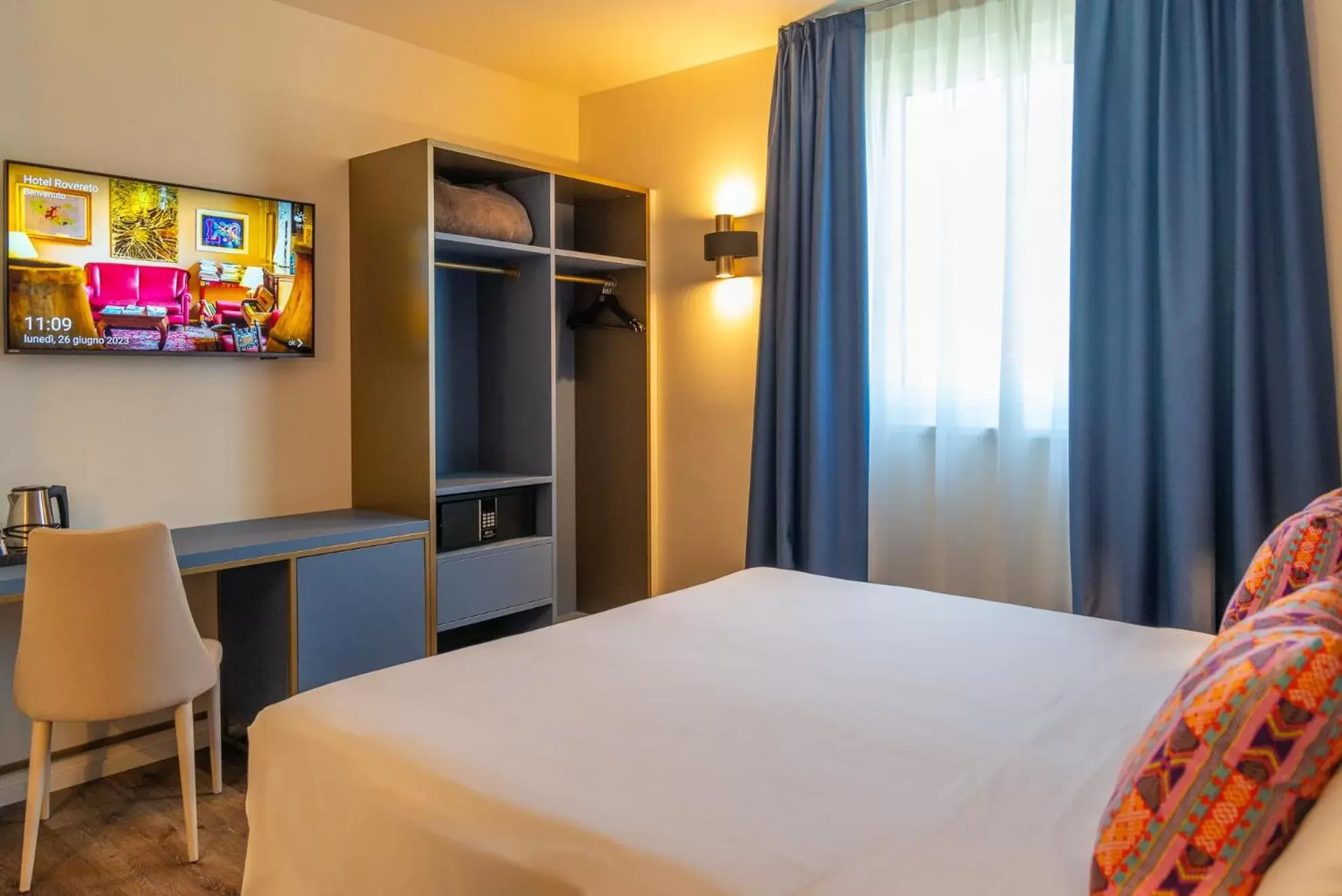 Bed in Hotel Rovereto