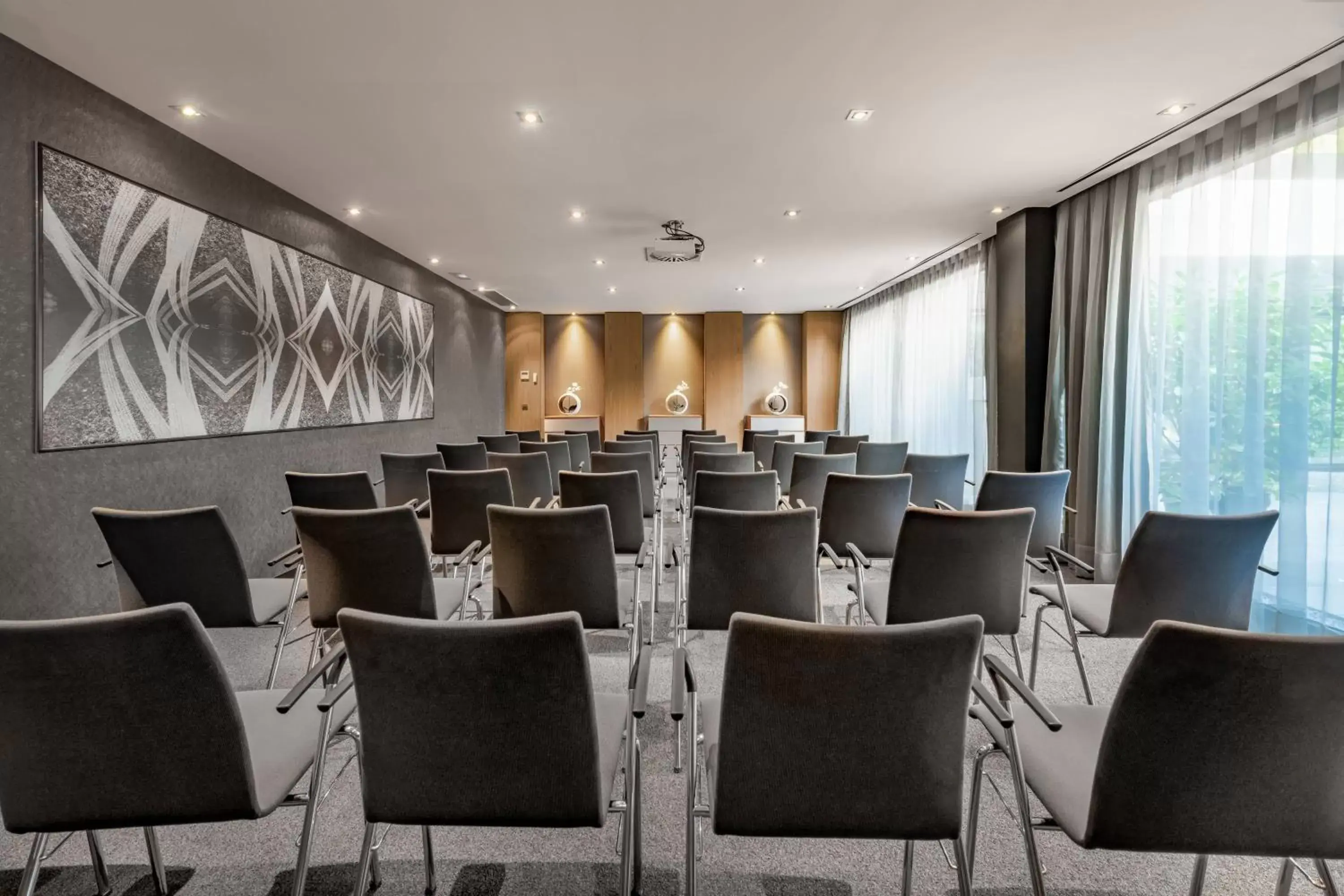 Meeting/conference room in AC Hotel Atocha by Marriott