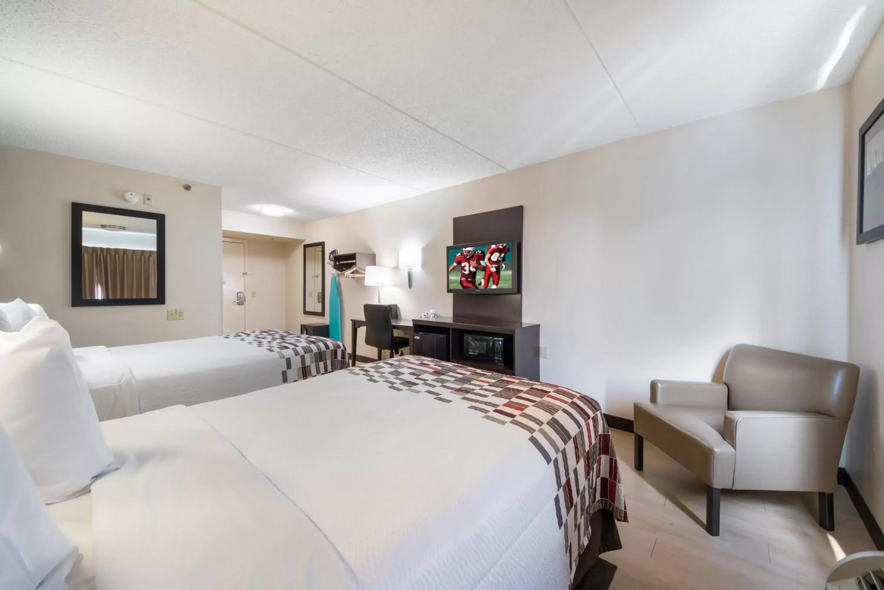 Bedroom in Red Roof Inn Laredo