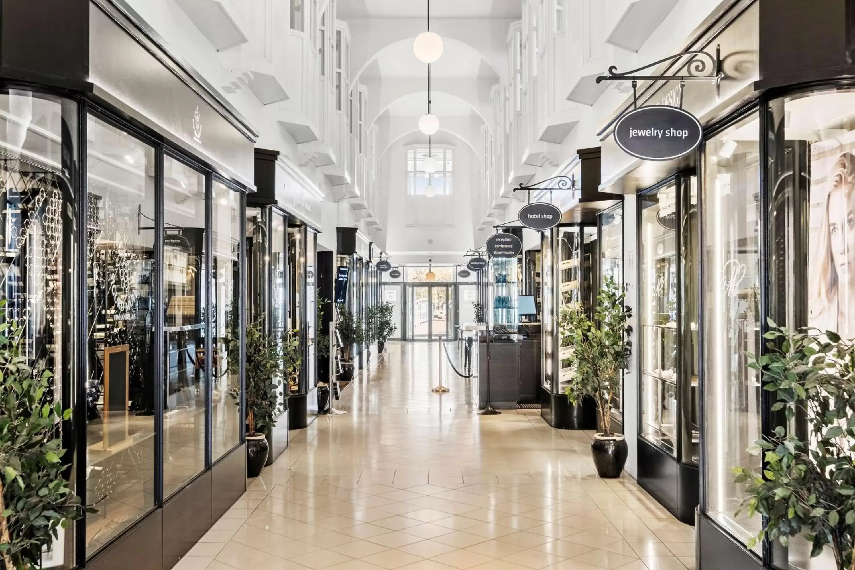 Lobby or reception in Best Western ToRVEhallerne