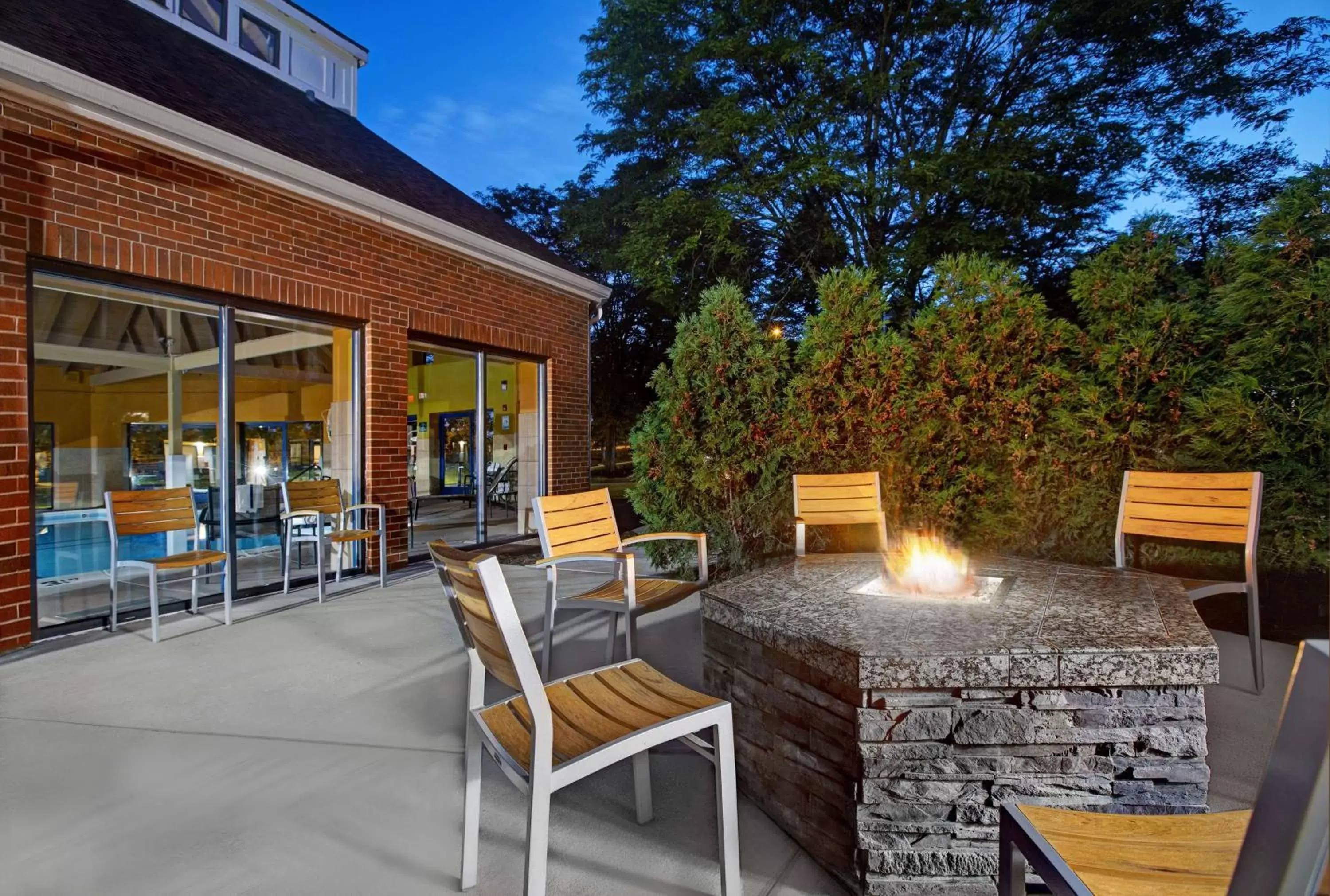 Property building in Homewood Suites by Hilton Chicago-Lincolnshire Property building in Homewood Suites by Hilton Chicago-Lincolnshire