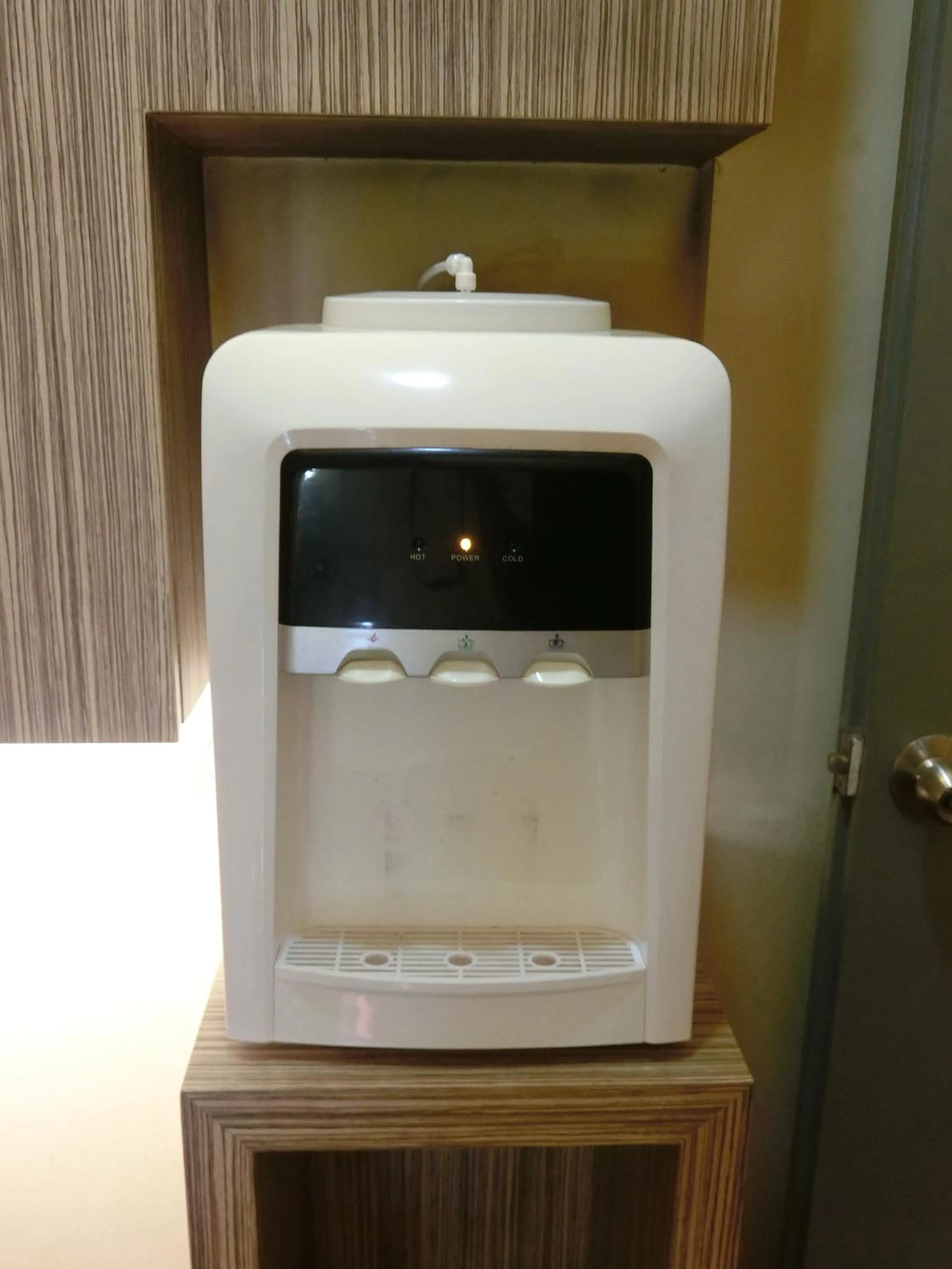 Drinks in Hotel U and Me