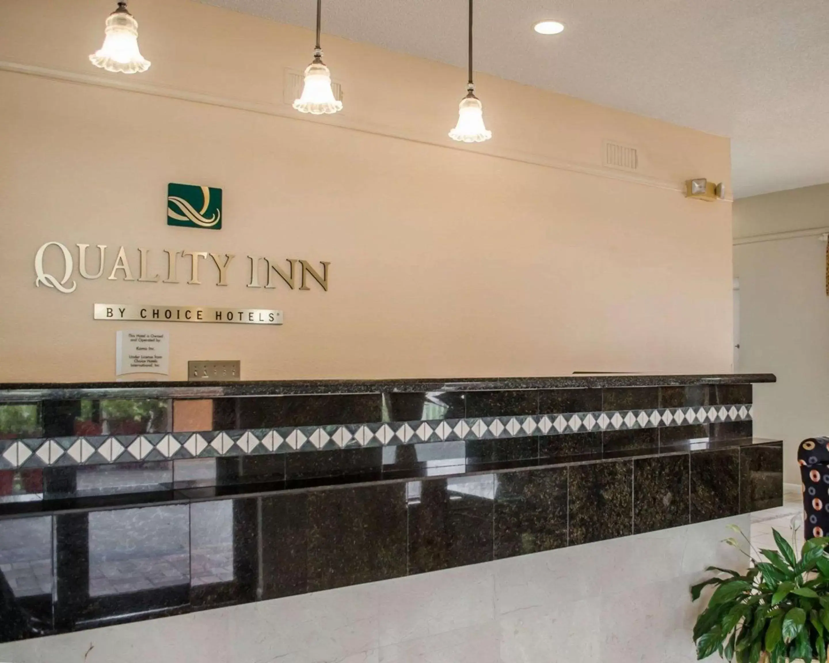 Lobby or reception in Quality Inn near Manatee Springs State Park Lobby or reception in Quality Inn near Manatee Springs State Park