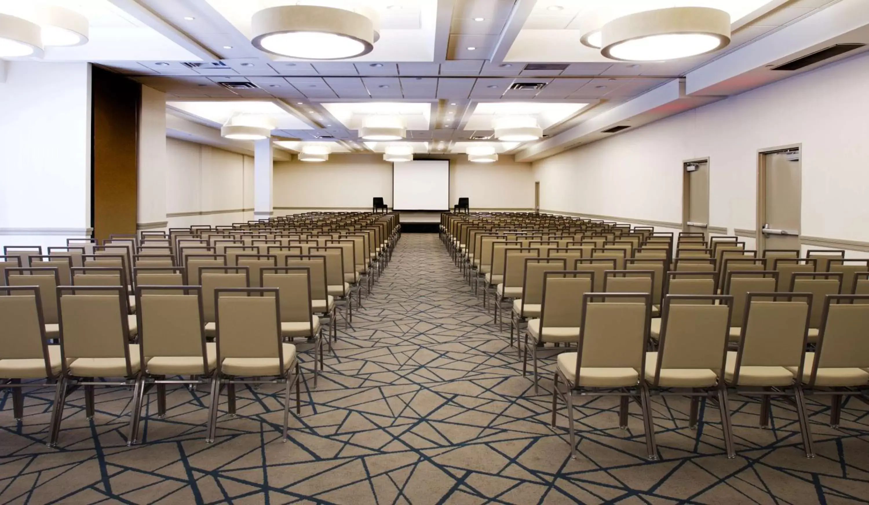 Meeting/conference room in Embassy Suites by Hilton Detroit - Livonia/Novi