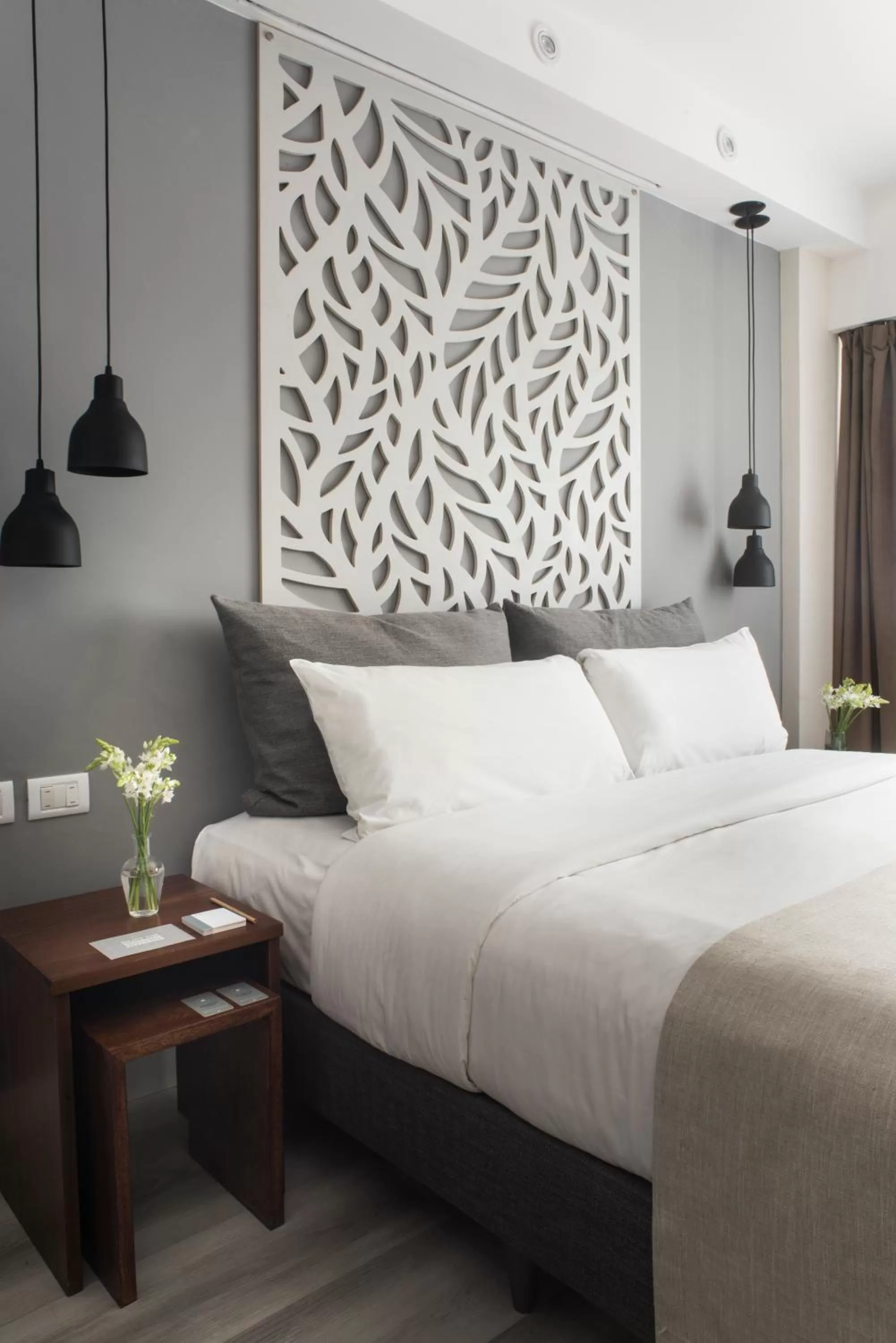 Bed in Rochester Hotel M