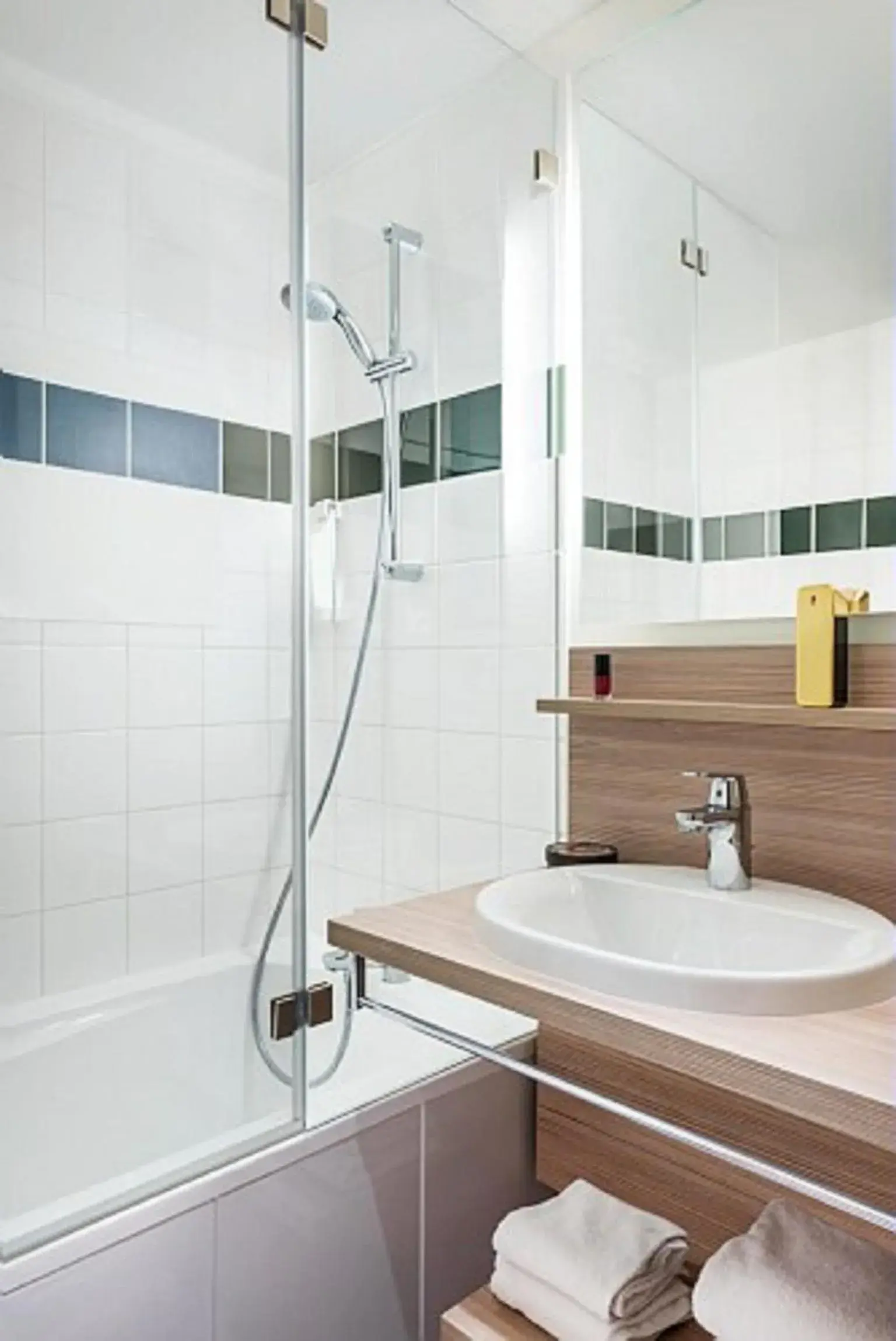 Shower, Bathroom in ibis Styles Paris Velizy