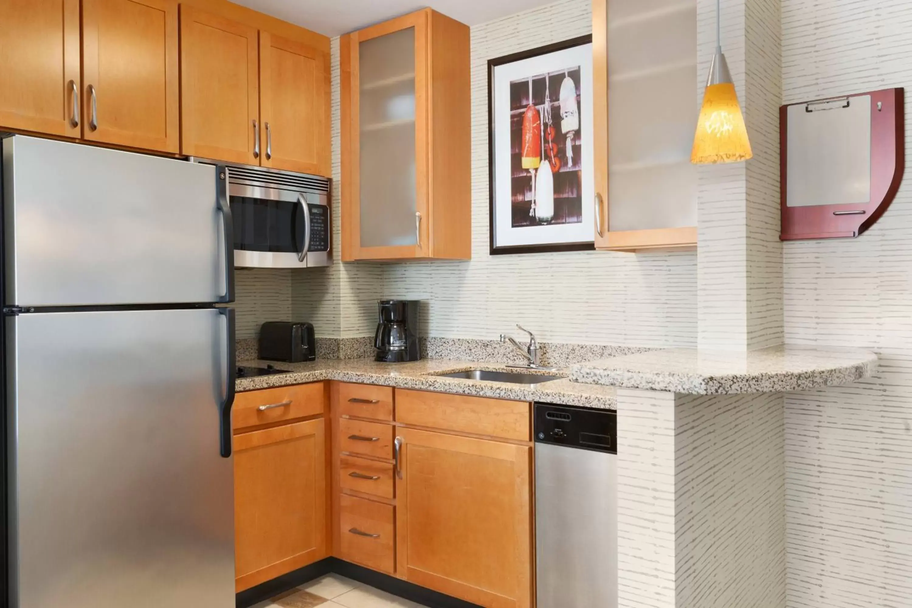 Kitchen or kitchenette, Kitchen/Kitchenette in Residence Inn Portland Downtown Waterfront