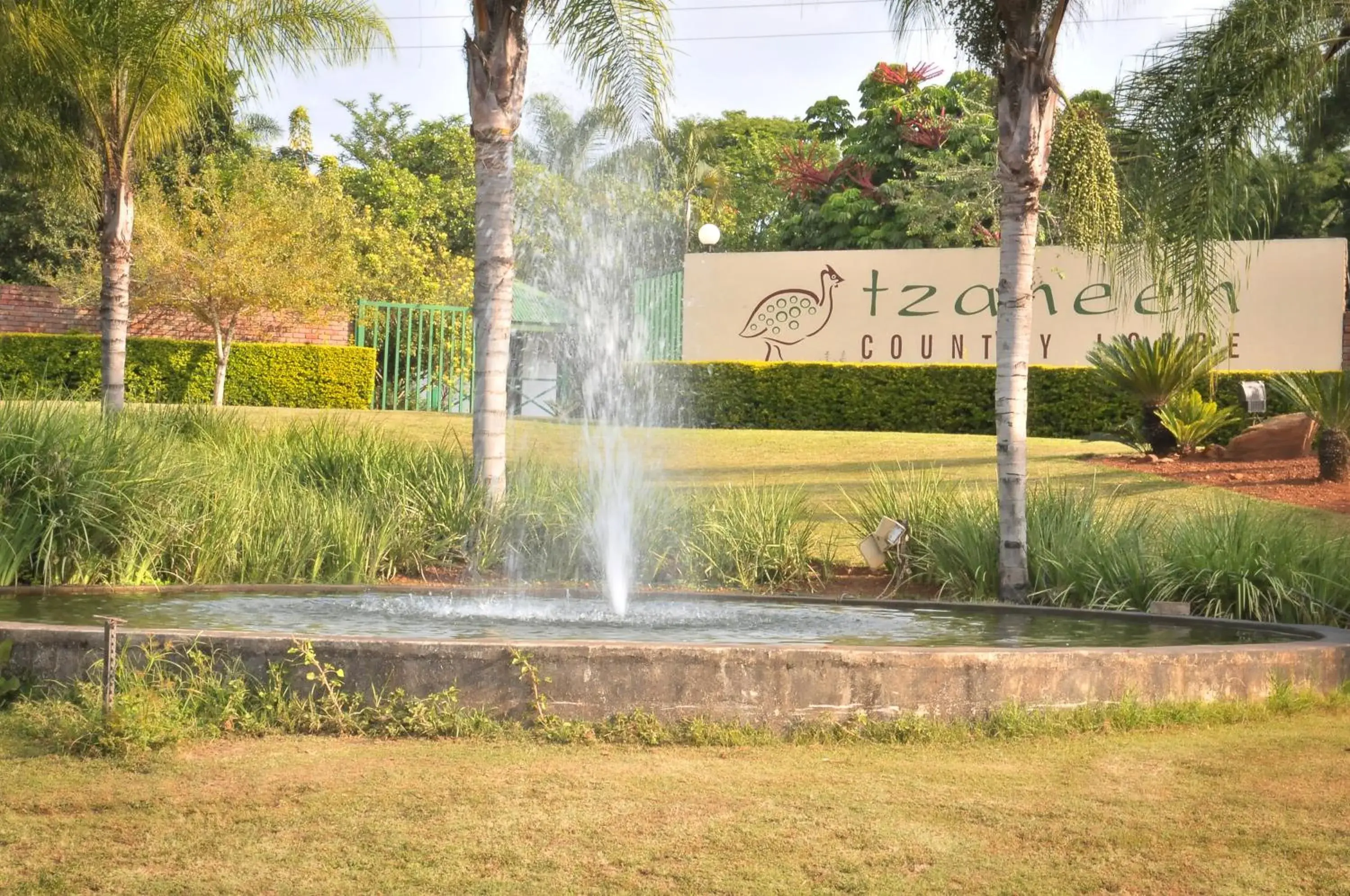 Facade/entrance in Tzaneen Country Lodge Facade/entrance in Tzaneen Country Lodge