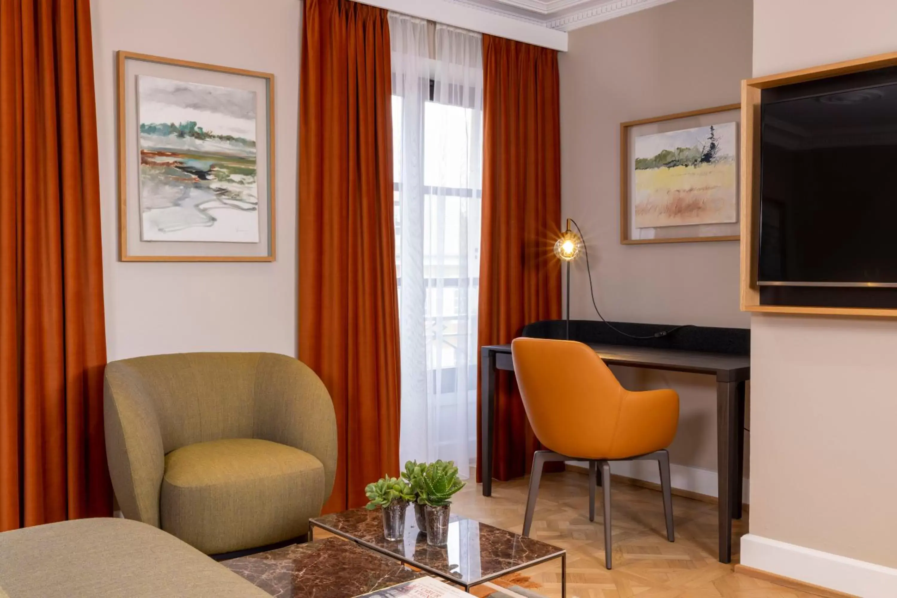 Bedroom, Seating Area in Hotel Le Colombier