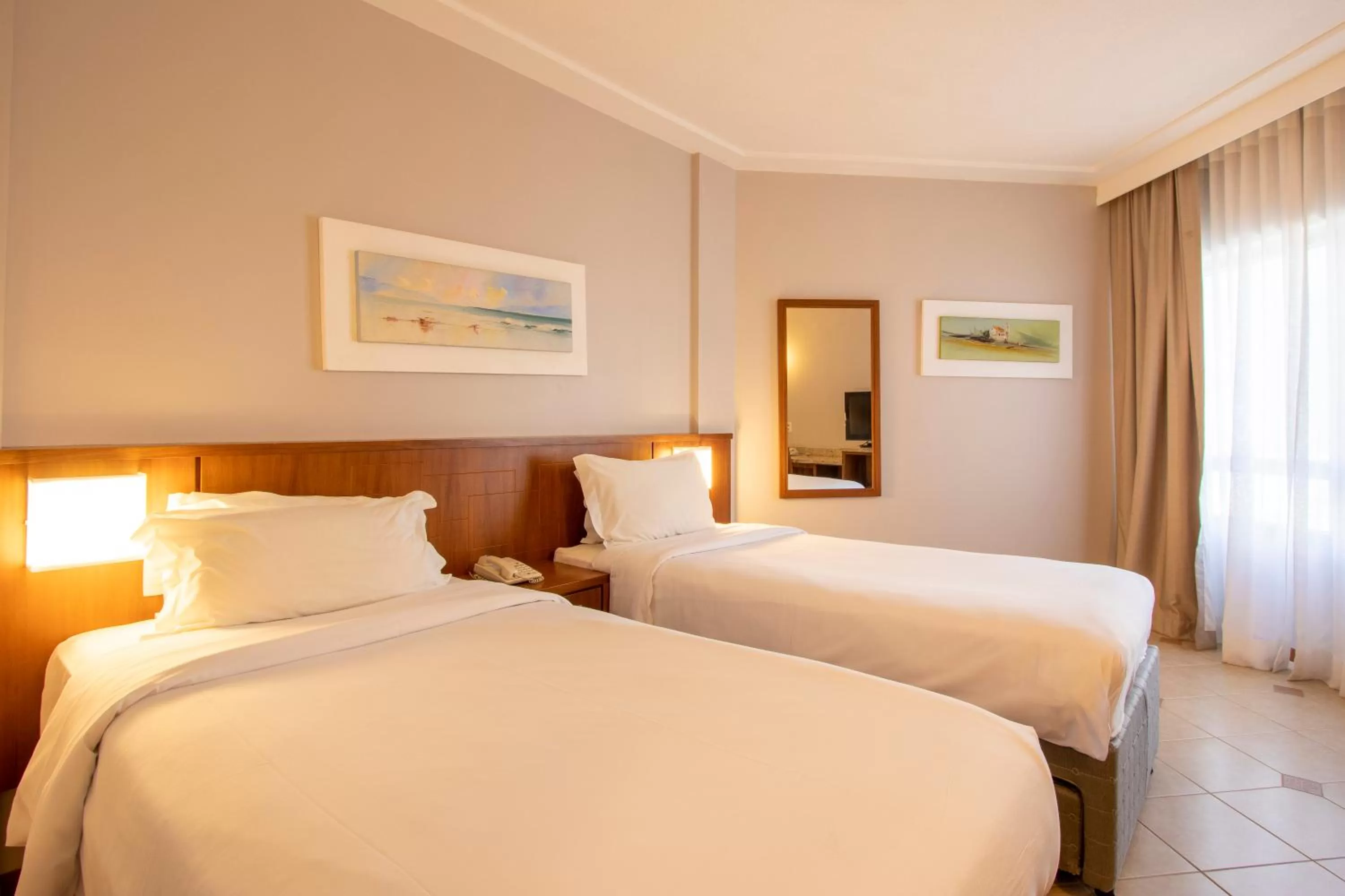 Standard Apartment with Two Single Beds in Mercure Florianópolis