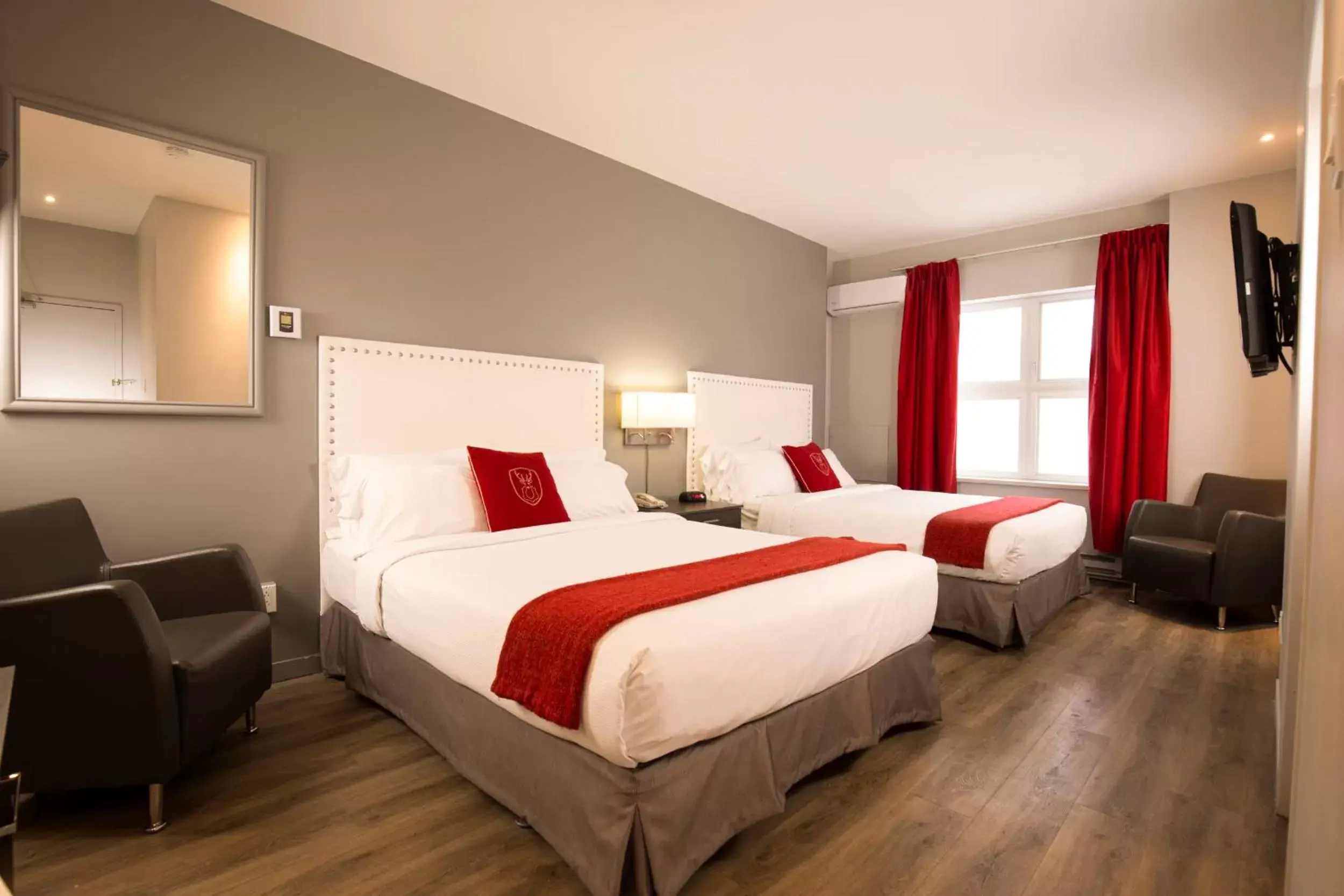 Bedroom in Hotel du Nord