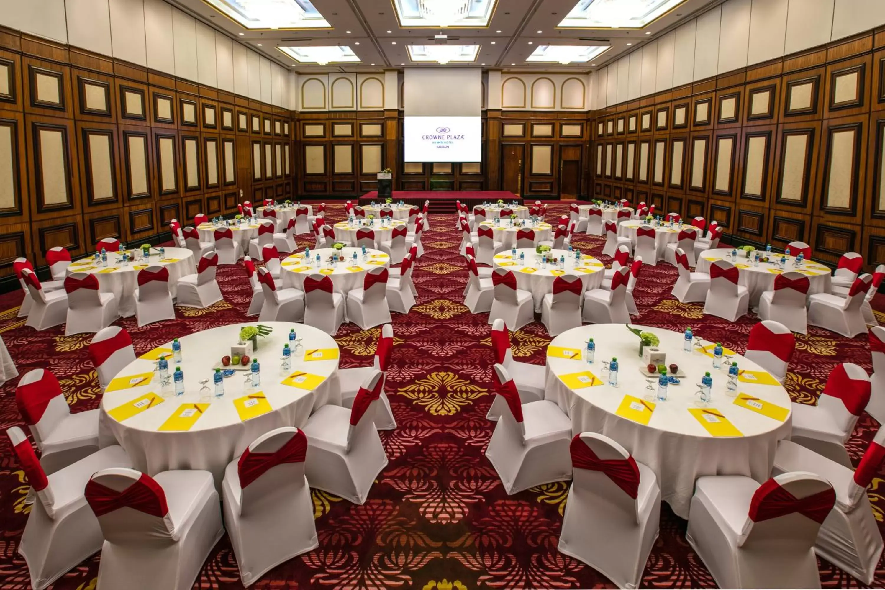 Meeting/conference room, Banquet Facilities in Crowne Plaza Bahrain, an IHG Hotel