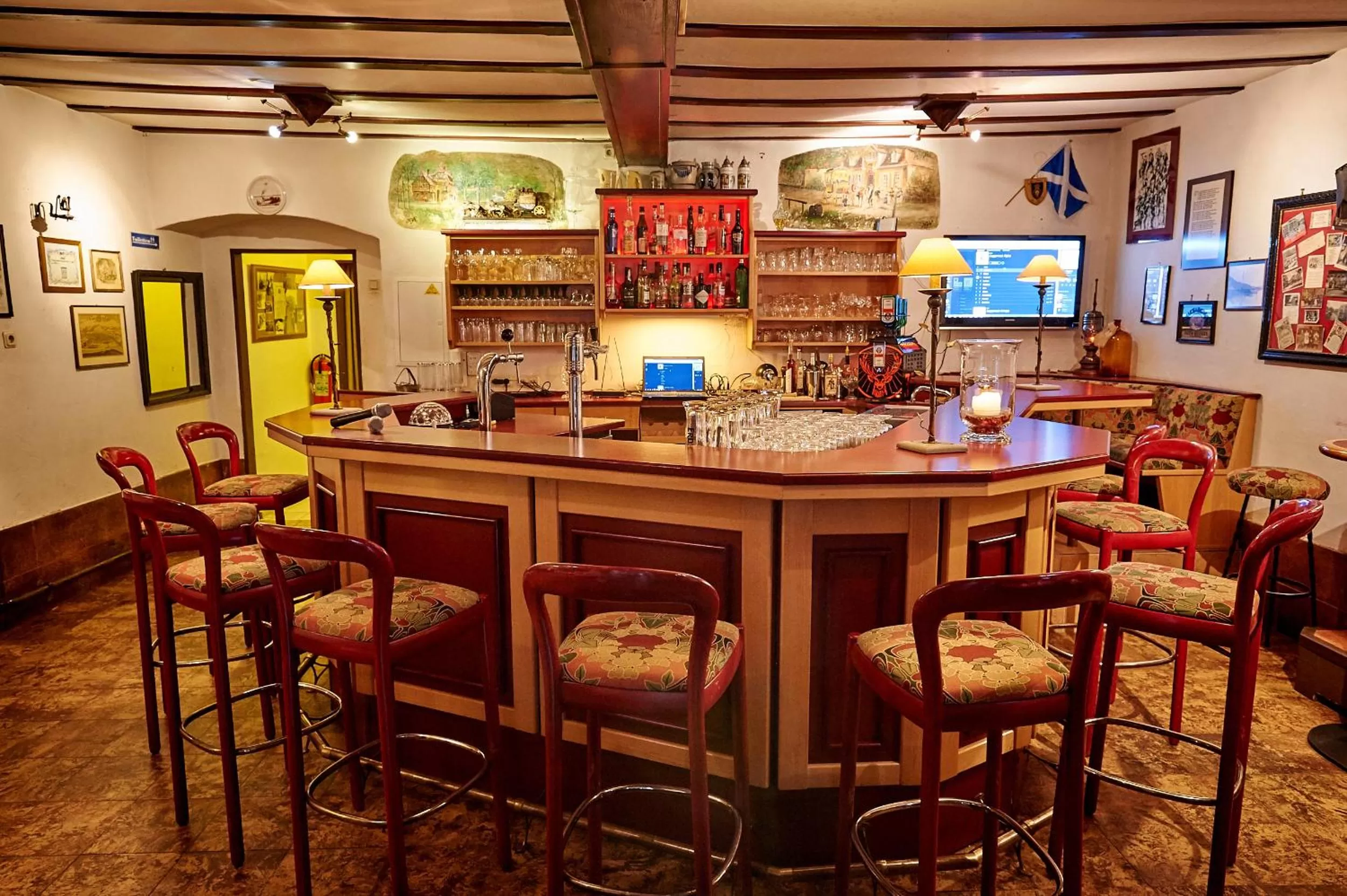 Lounge or bar, Restaurant/Places to Eat in Vegan Hotel und Restaurants Nicolay 1881