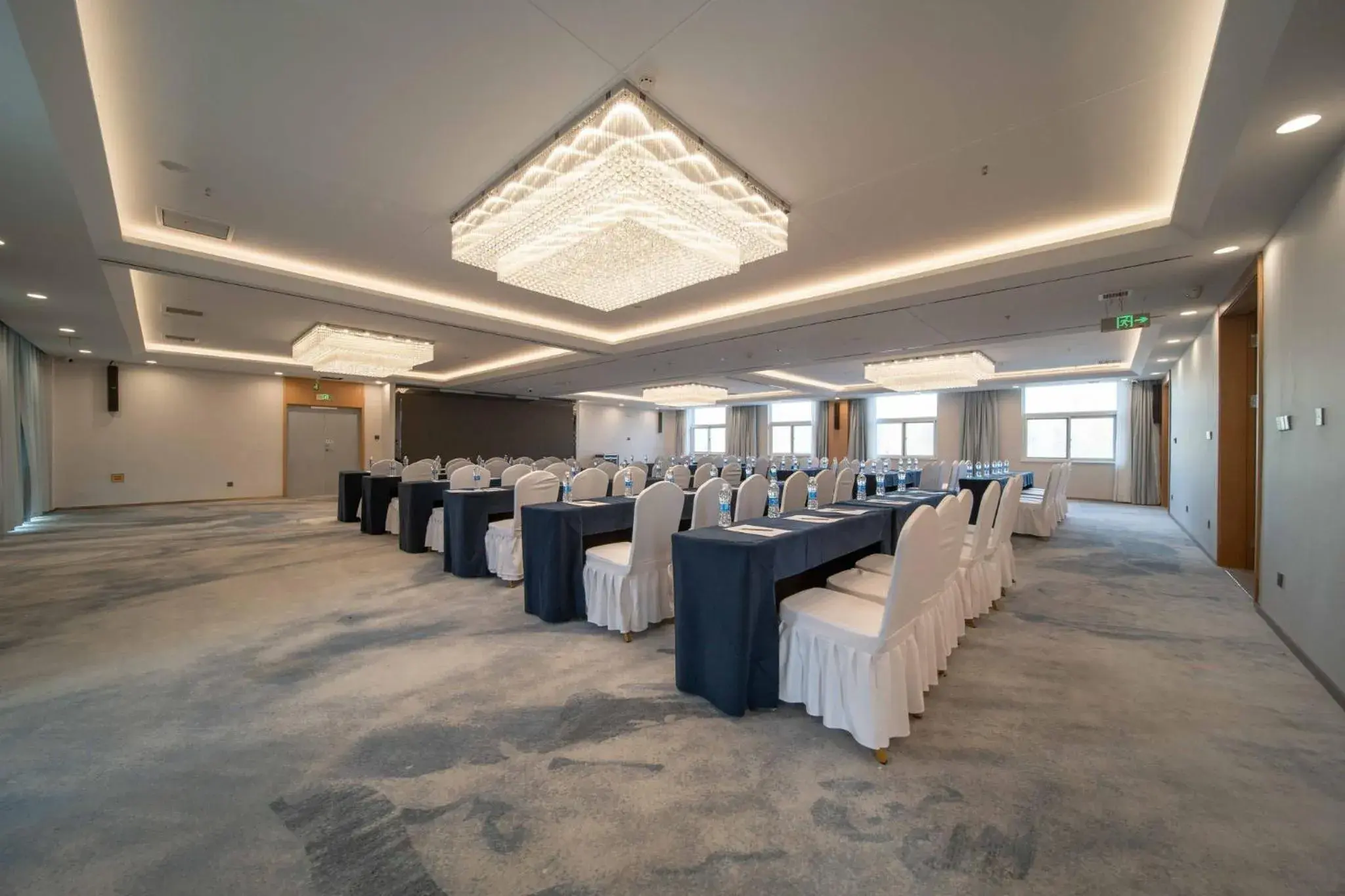 Meeting/conference room, Banquet Facilities in Holiday Inn Express Zhengzhou Guancheng, an IHG Hotel